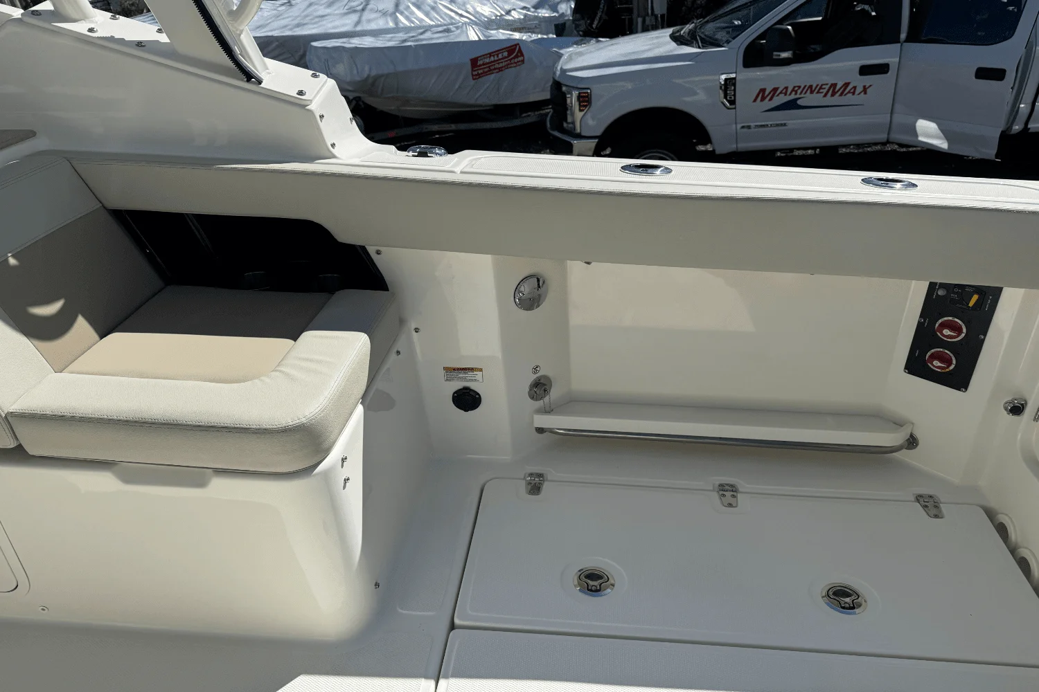 2025 Boston Whaler 280 Vantage Image Thumbnail #24