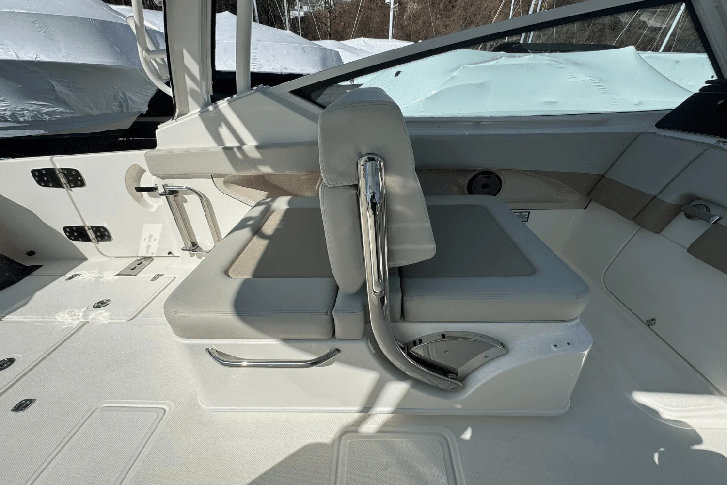 2025 Boston Whaler 280 Vantage Image Thumbnail #32