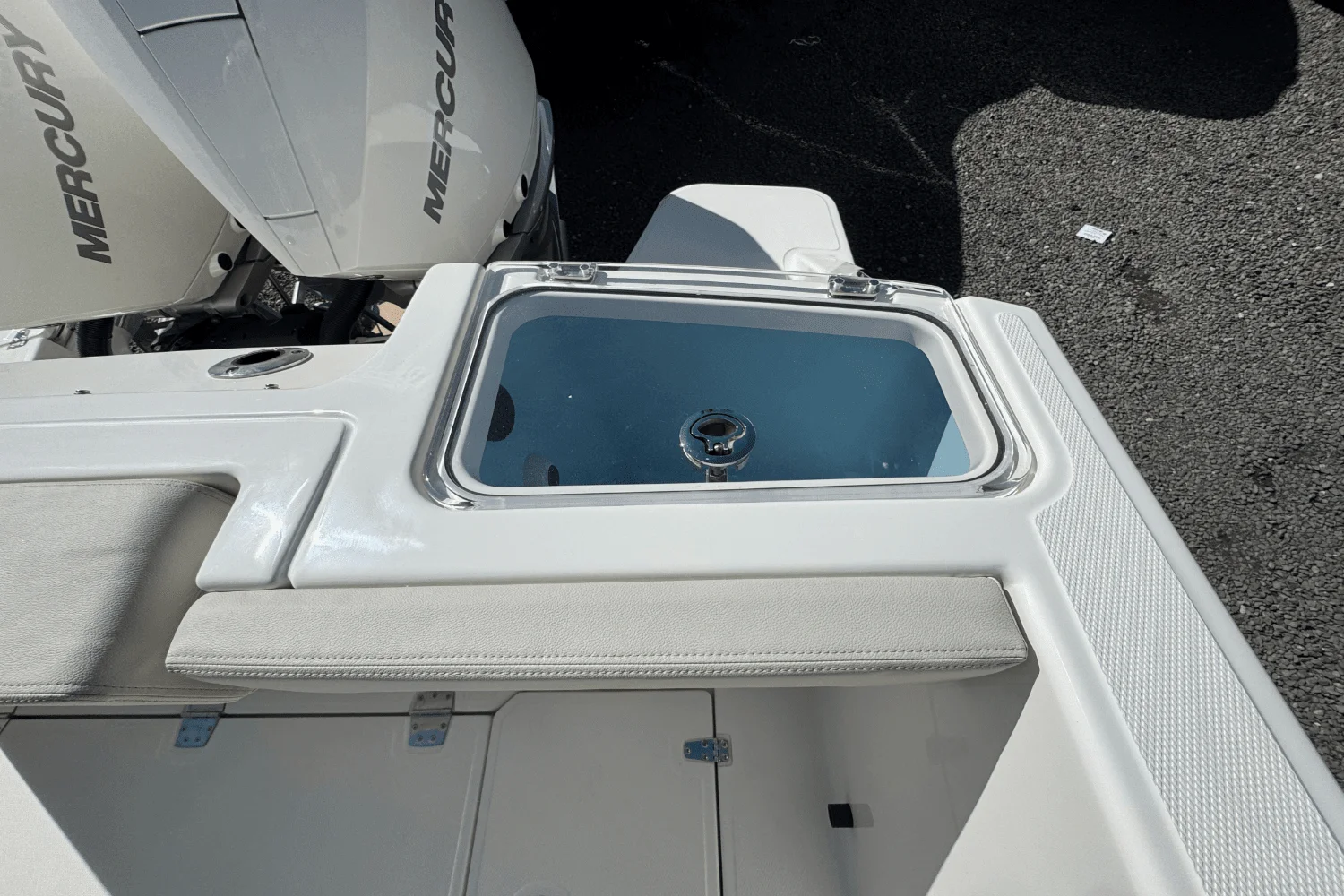 2025 Boston Whaler 280 Vantage Image Thumbnail #16