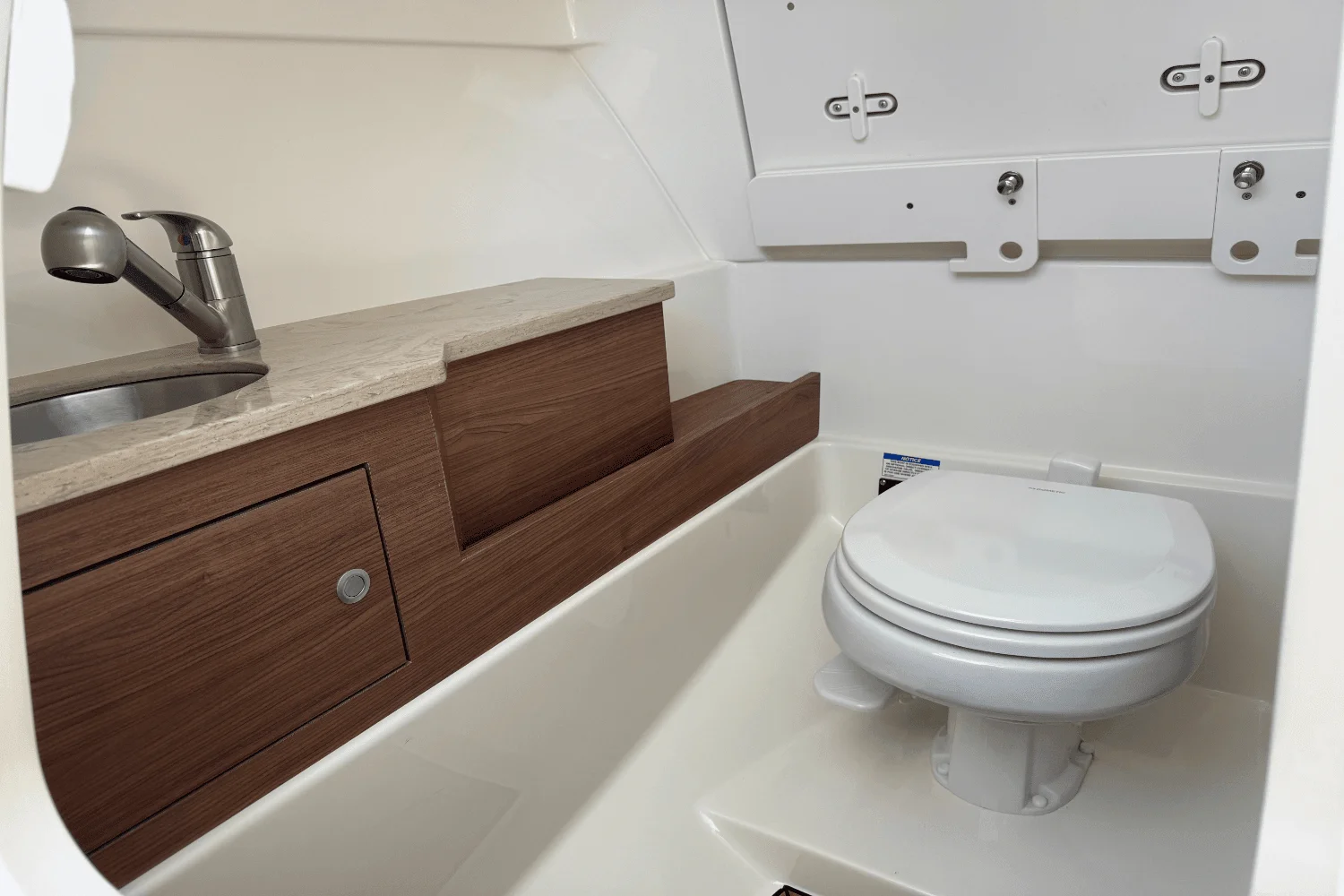 2025 Boston Whaler 280 Vantage Image Thumbnail #52