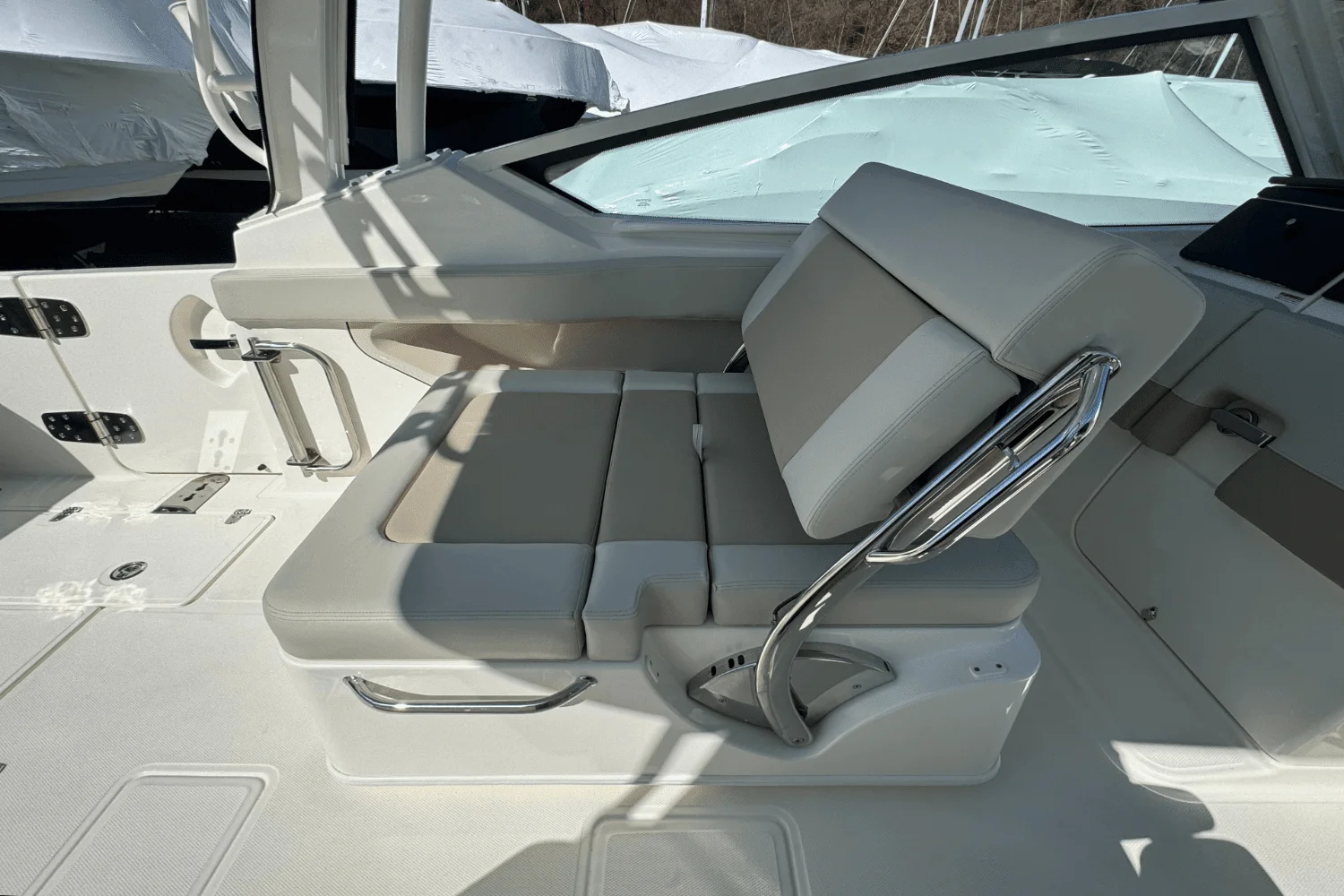 2025 Boston Whaler 280 Vantage Image Thumbnail #33