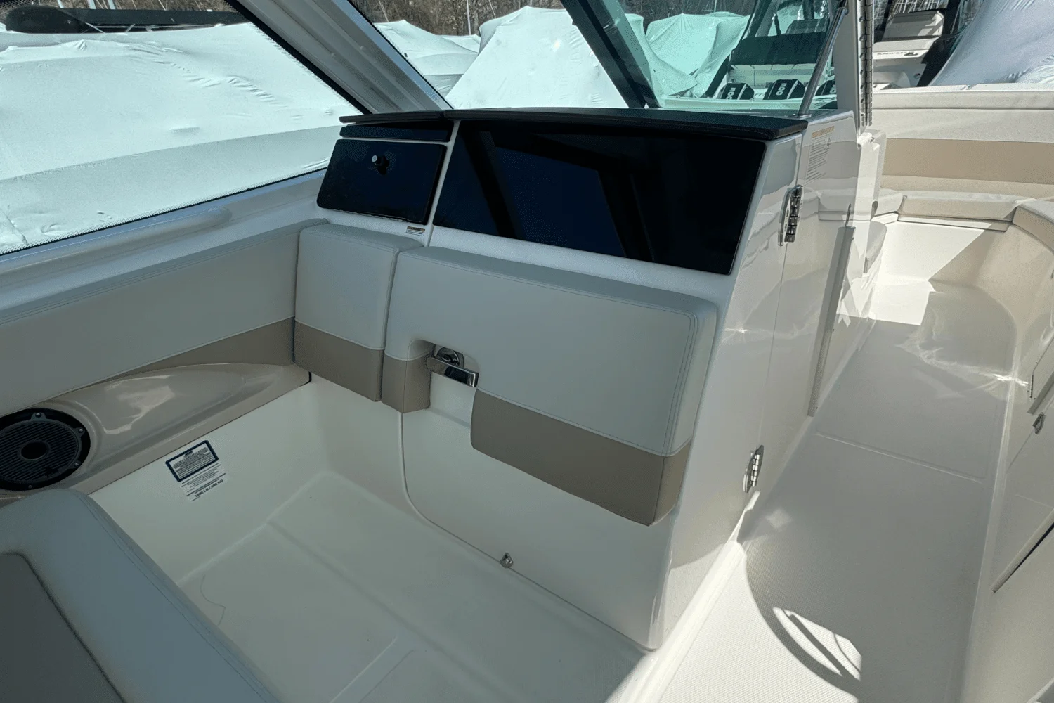 2025 Boston Whaler 280 Vantage Image Thumbnail #49