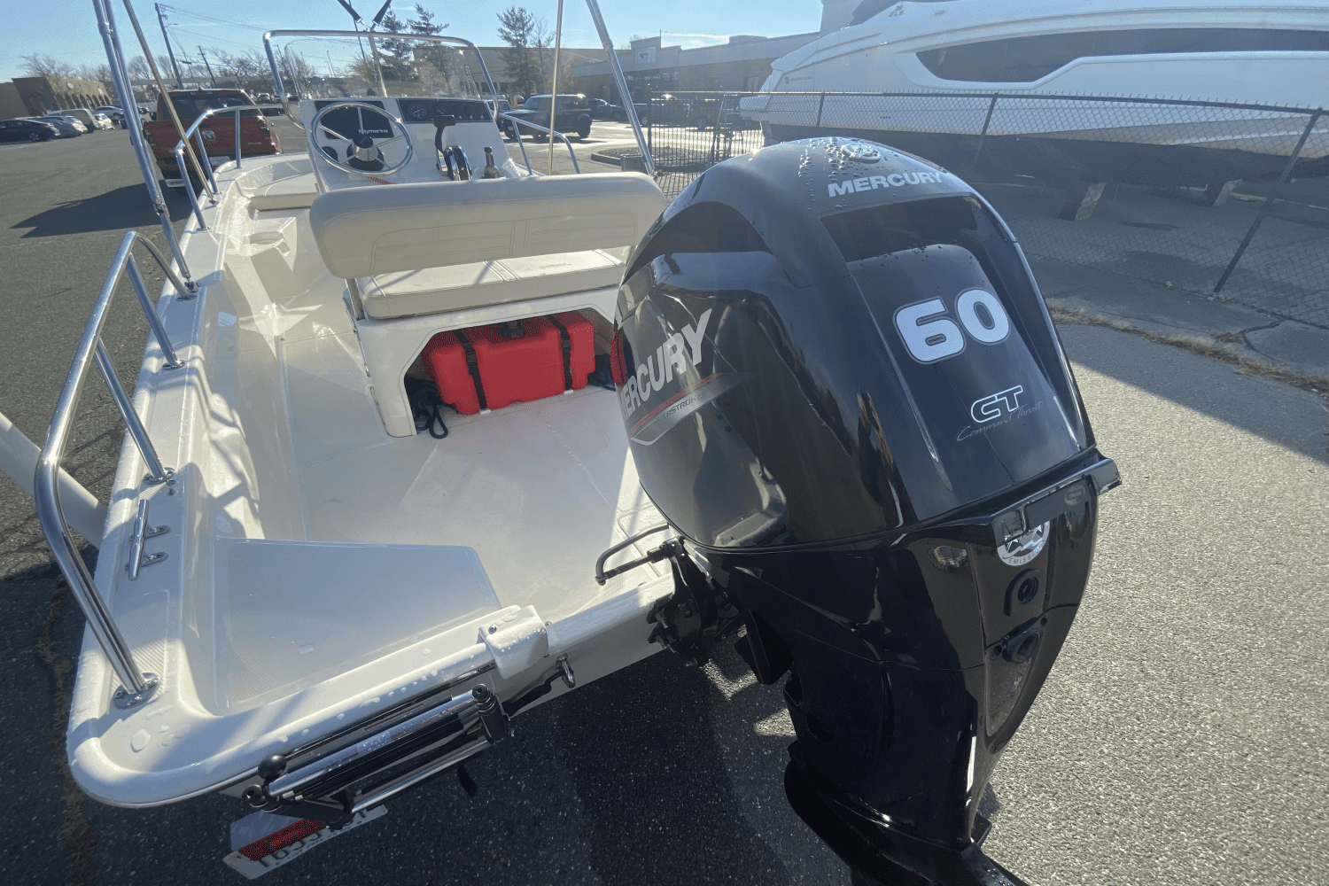 2021 Boston Whaler 150 MONTAUK Image Thumbnail #7