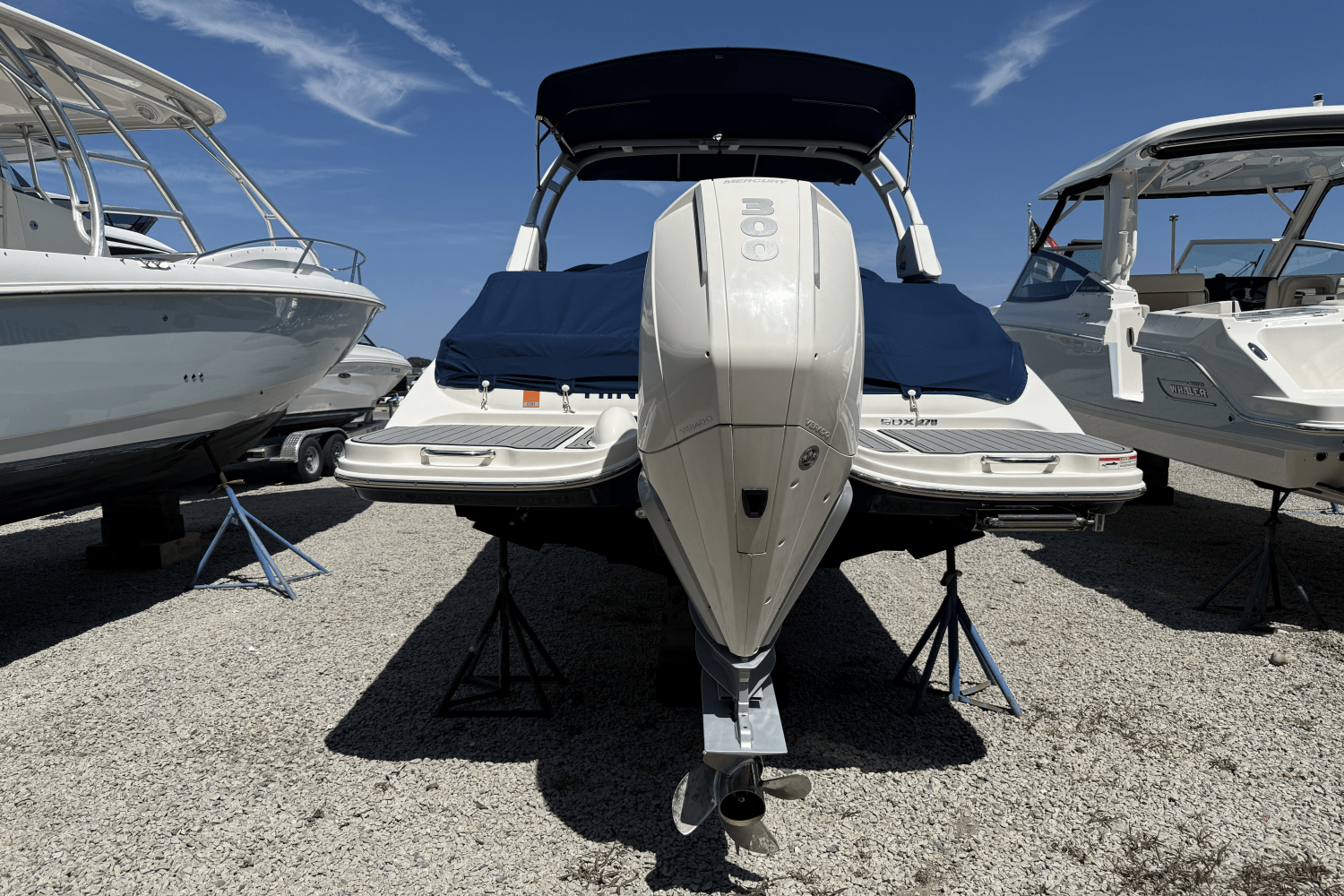 2021 Sea Ray 270 SDX OB Image Thumbnail #3