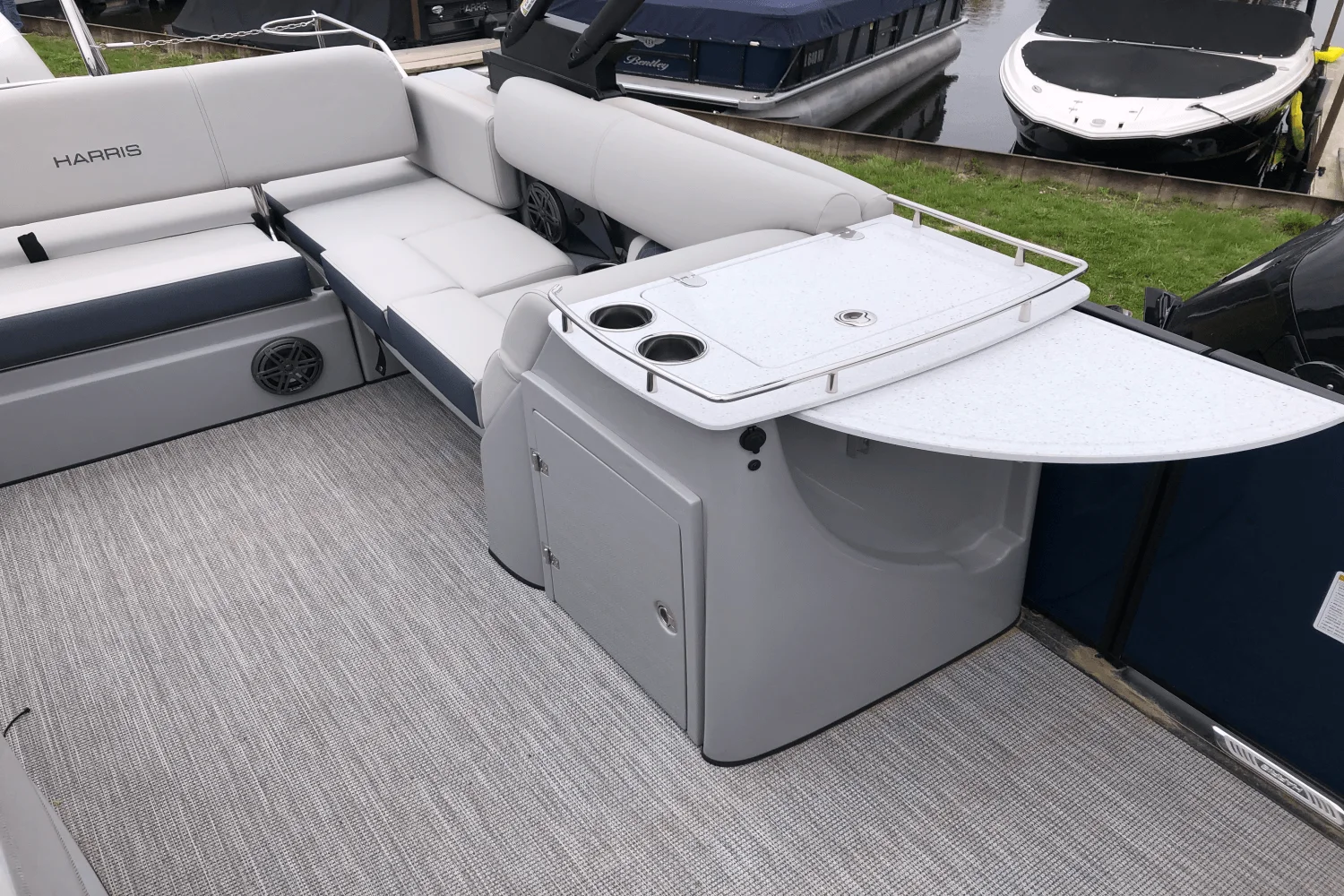 2025 Harris Grand Mariner 250 Image Thumbnail #12