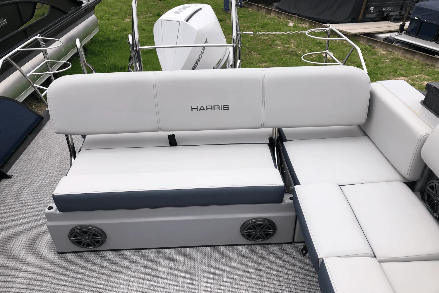2025 Harris Grand Mariner 250 Image Thumbnail #15