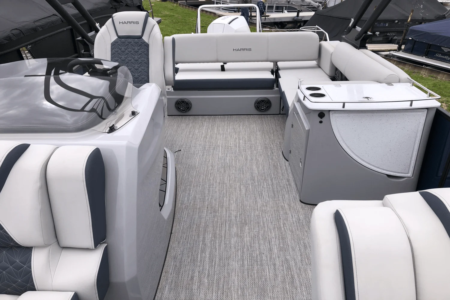 2025 Harris Grand Mariner 250 Image Thumbnail #14