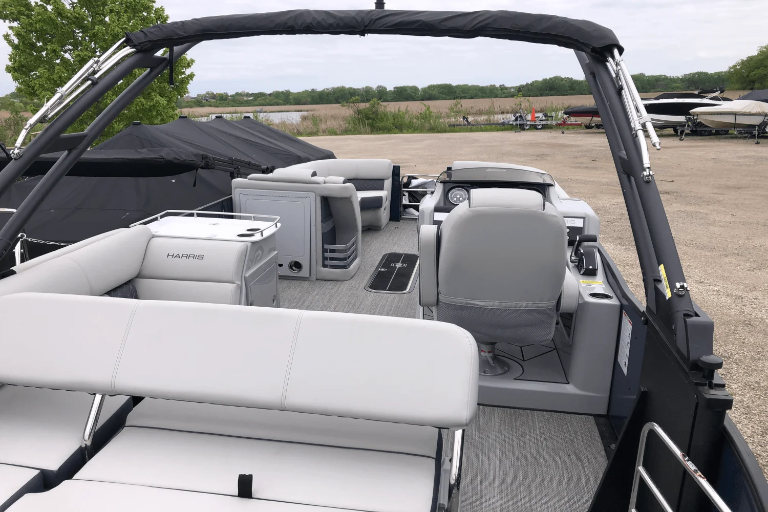 2025 Harris Grand Mariner 250 Image Thumbnail #16