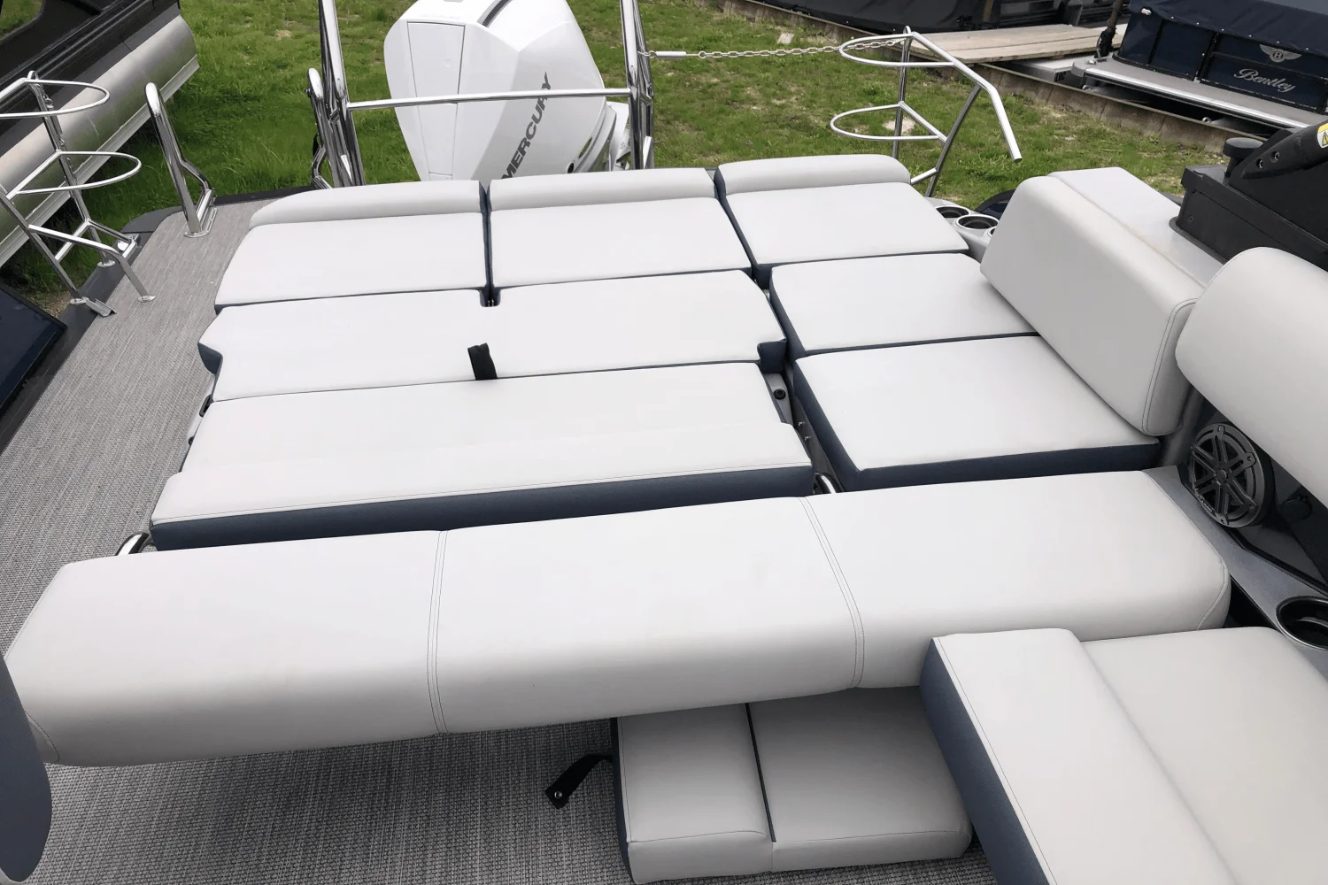 2025 Harris Grand Mariner 250 Image Thumbnail #18