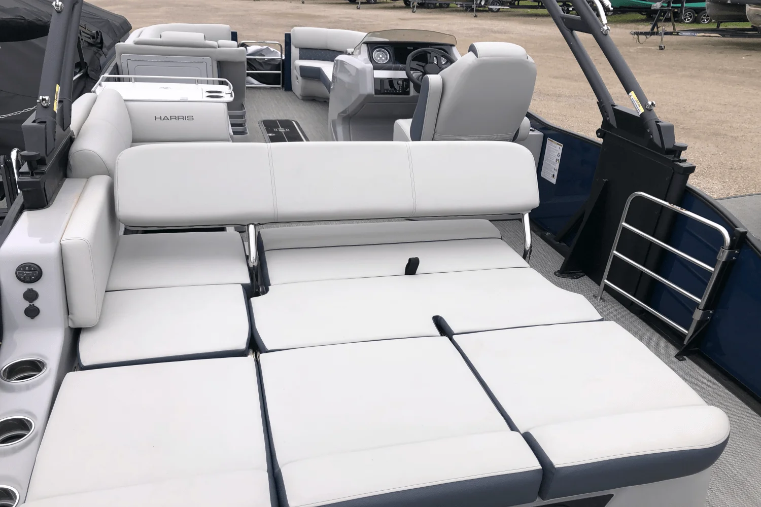 2025 Harris Grand Mariner 250 Image Thumbnail #19