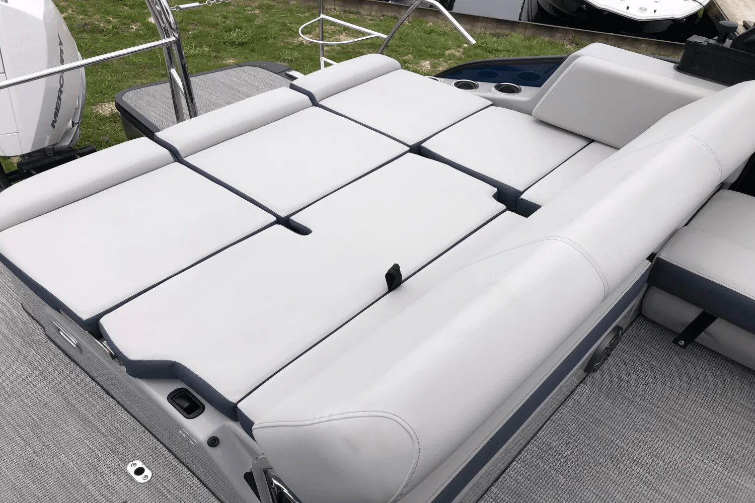 2025 Harris Grand Mariner 250 Image Thumbnail #20