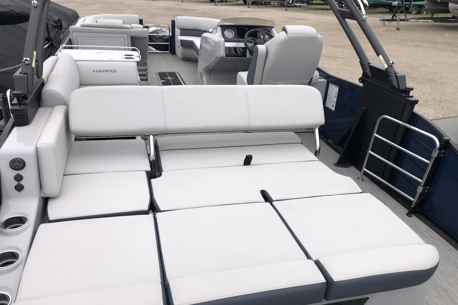 2025 Harris Grand Mariner 250 Image Thumbnail #19