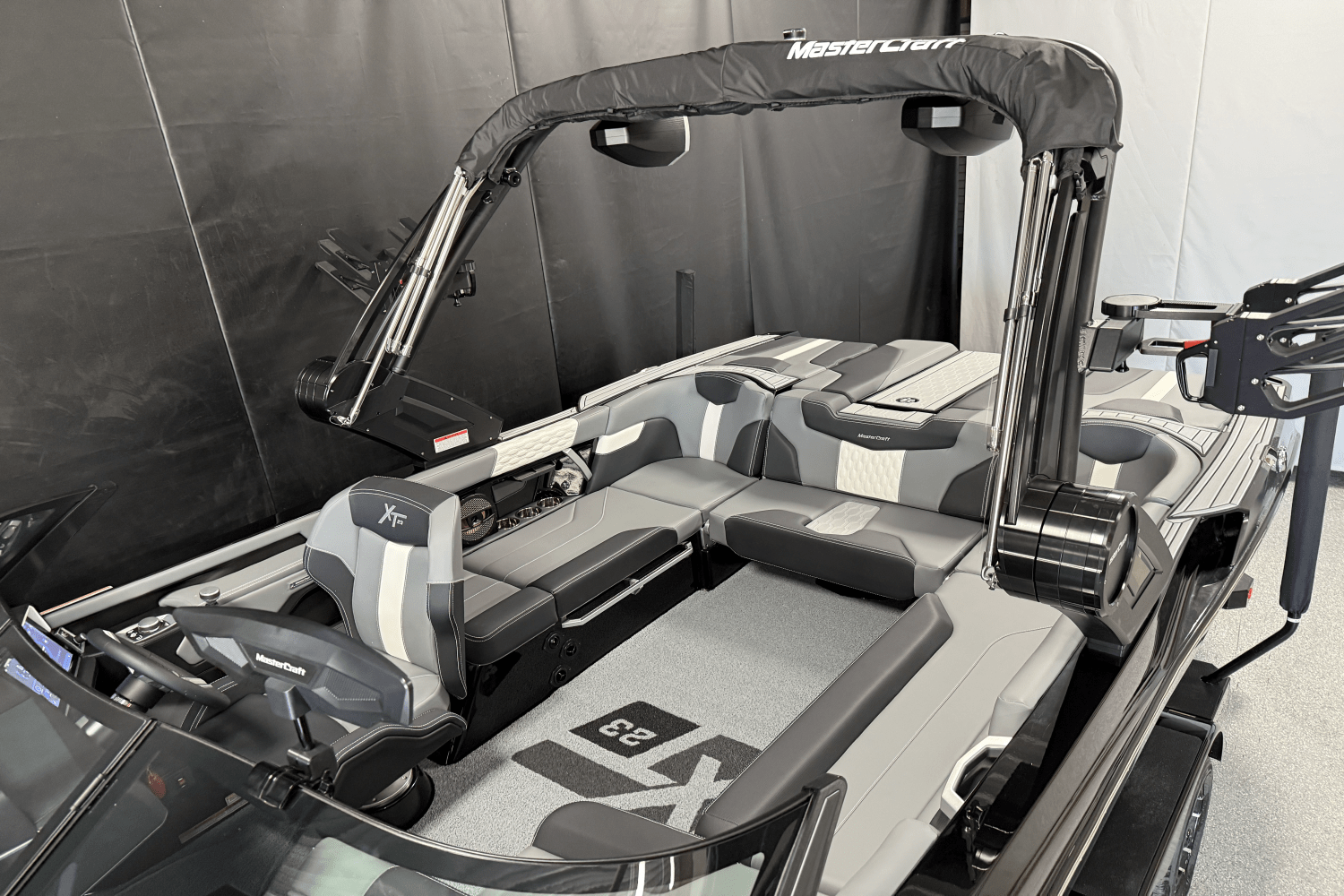 2025 Mastercraft XT23 Image Thumbnail #7