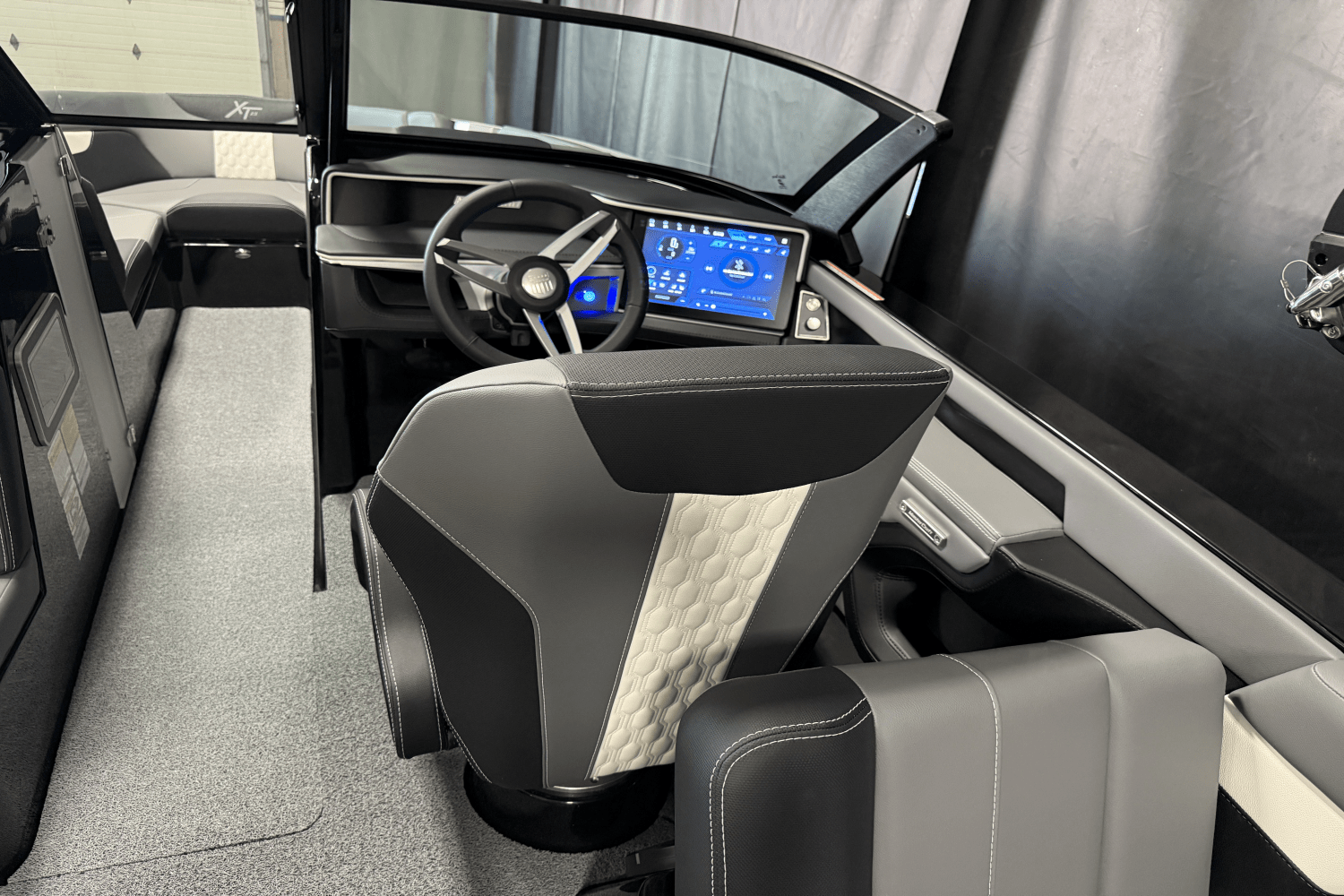 2025 Mastercraft XT23 Image Thumbnail #45