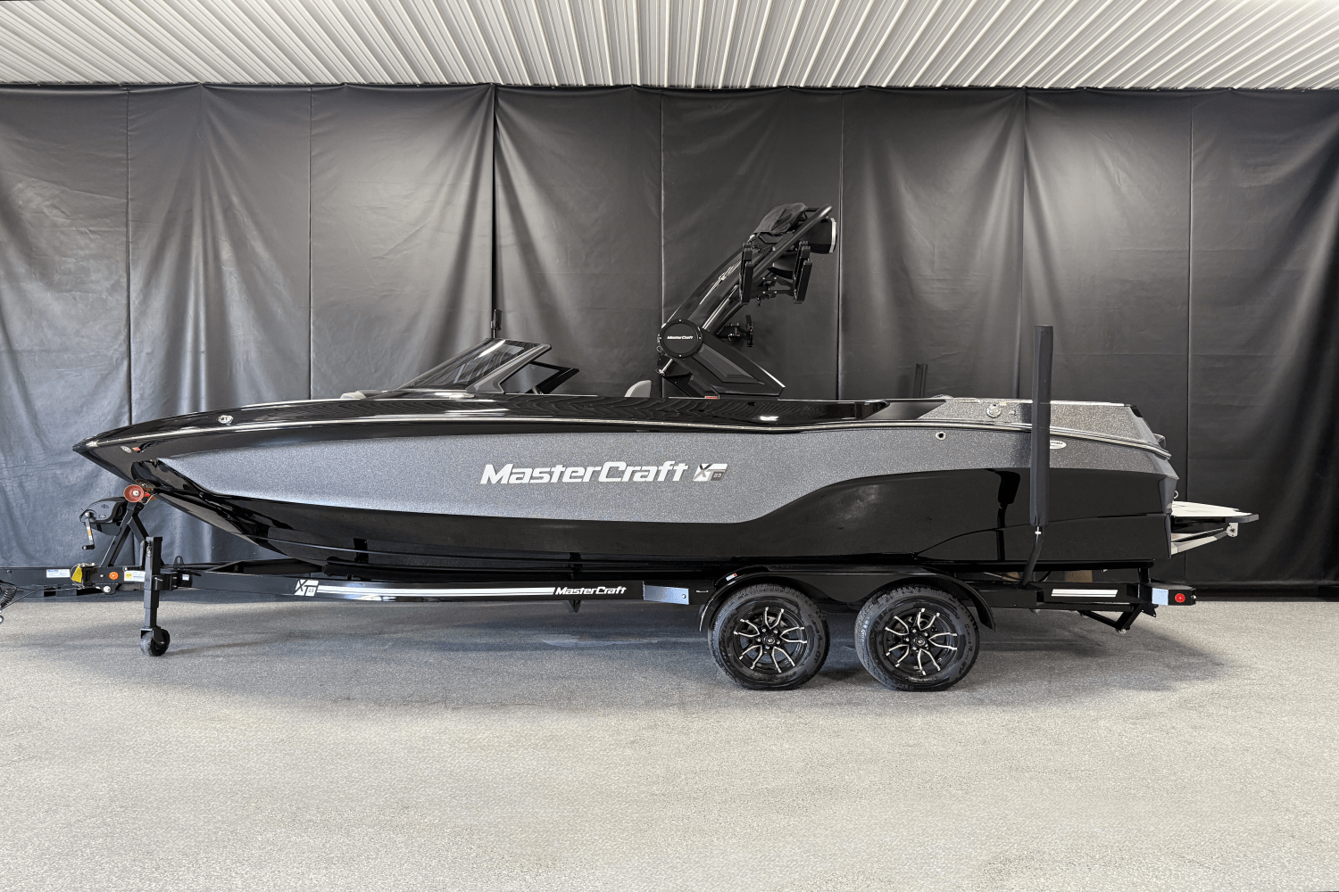 2025 Mastercraft XT23 Image Thumbnail #2