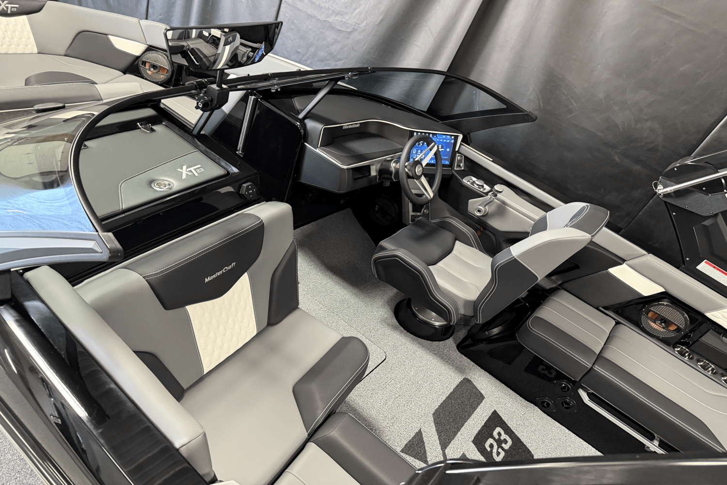 2025 Mastercraft XT23 Image Thumbnail #8