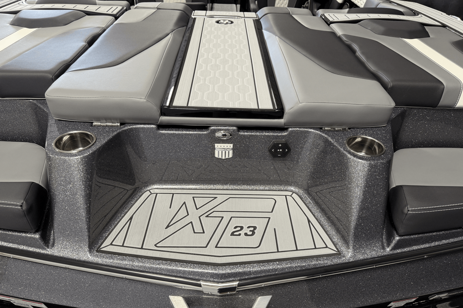 2025 Mastercraft XT23 Image Thumbnail #15