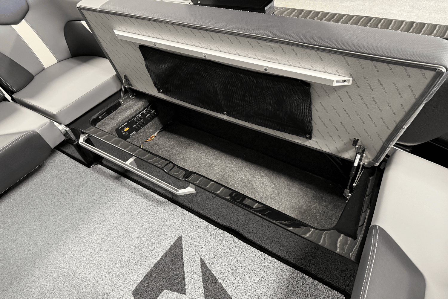 2025 Mastercraft XT23 Image Thumbnail #33