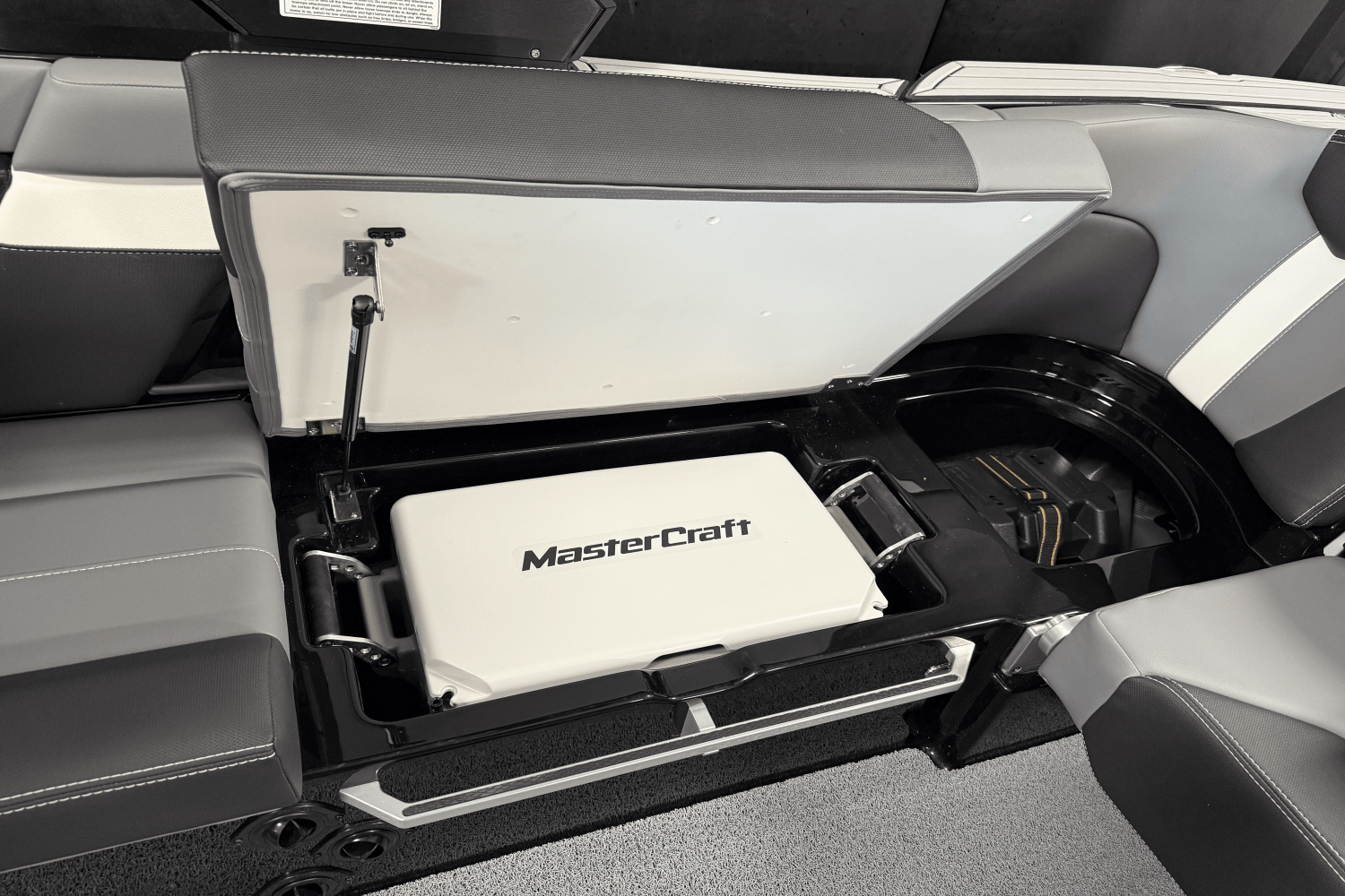 2025 Mastercraft XT23 Image Thumbnail #28