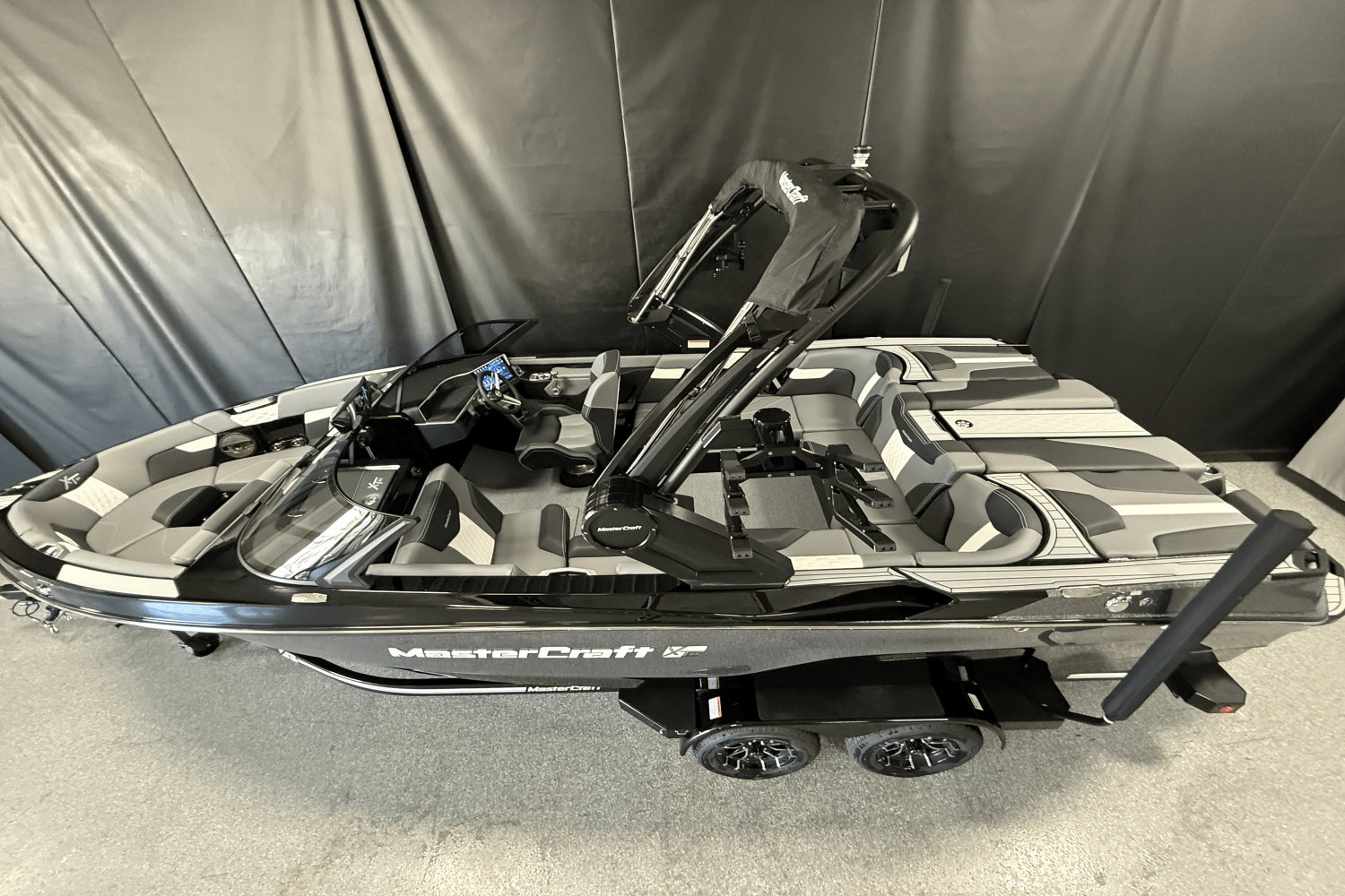 2025 Mastercraft XT23 Image Thumbnail #1