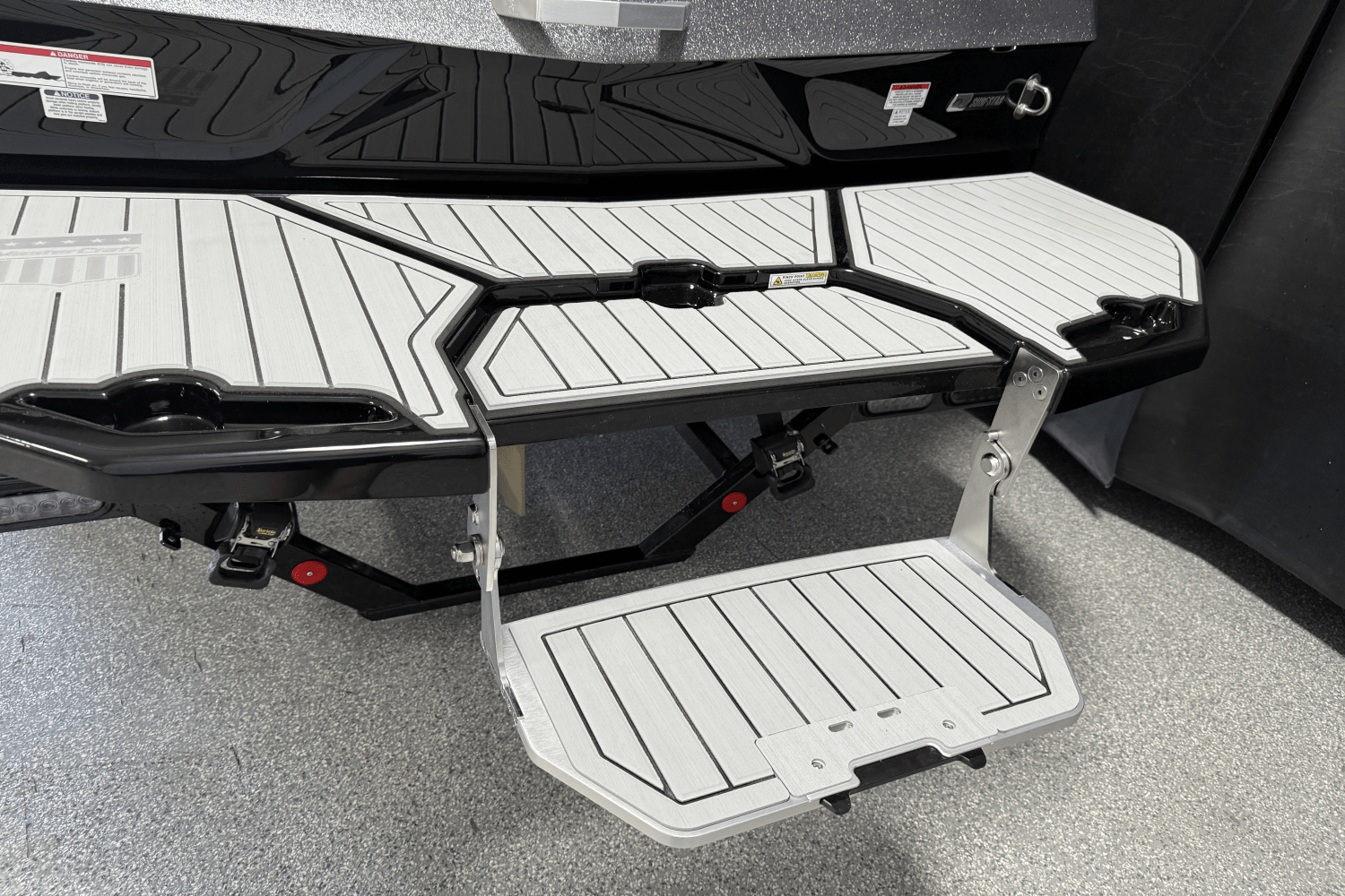 2025 Mastercraft XT23 Image Thumbnail #14