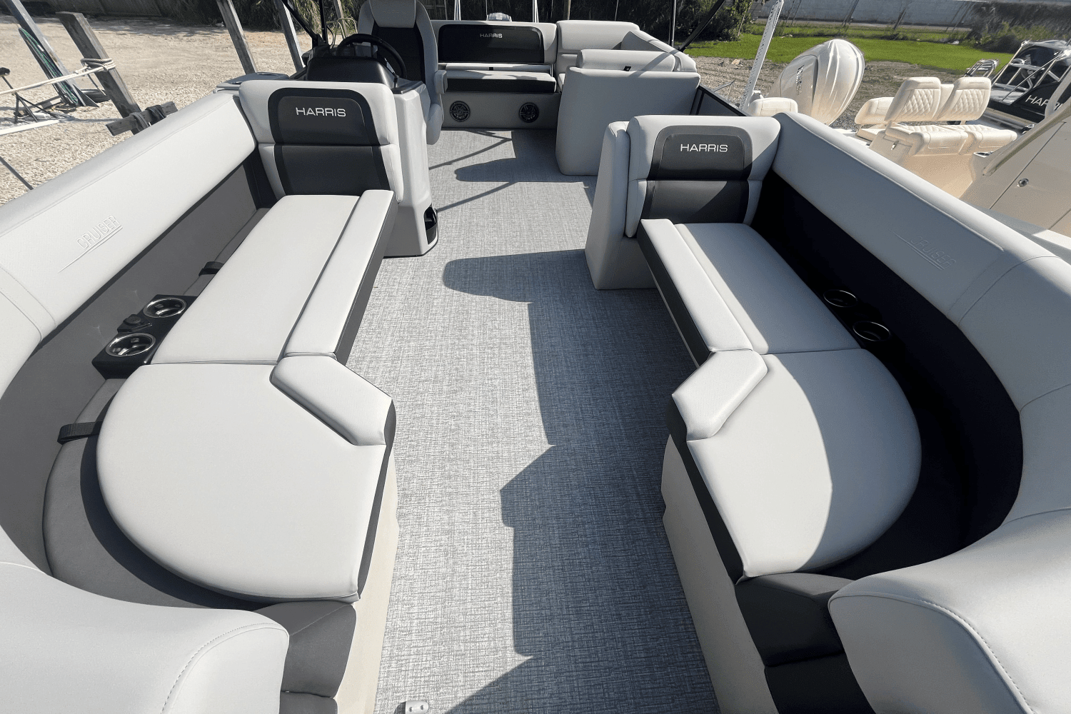 2025 Harris 230 Cruiser Image Thumbnail #12