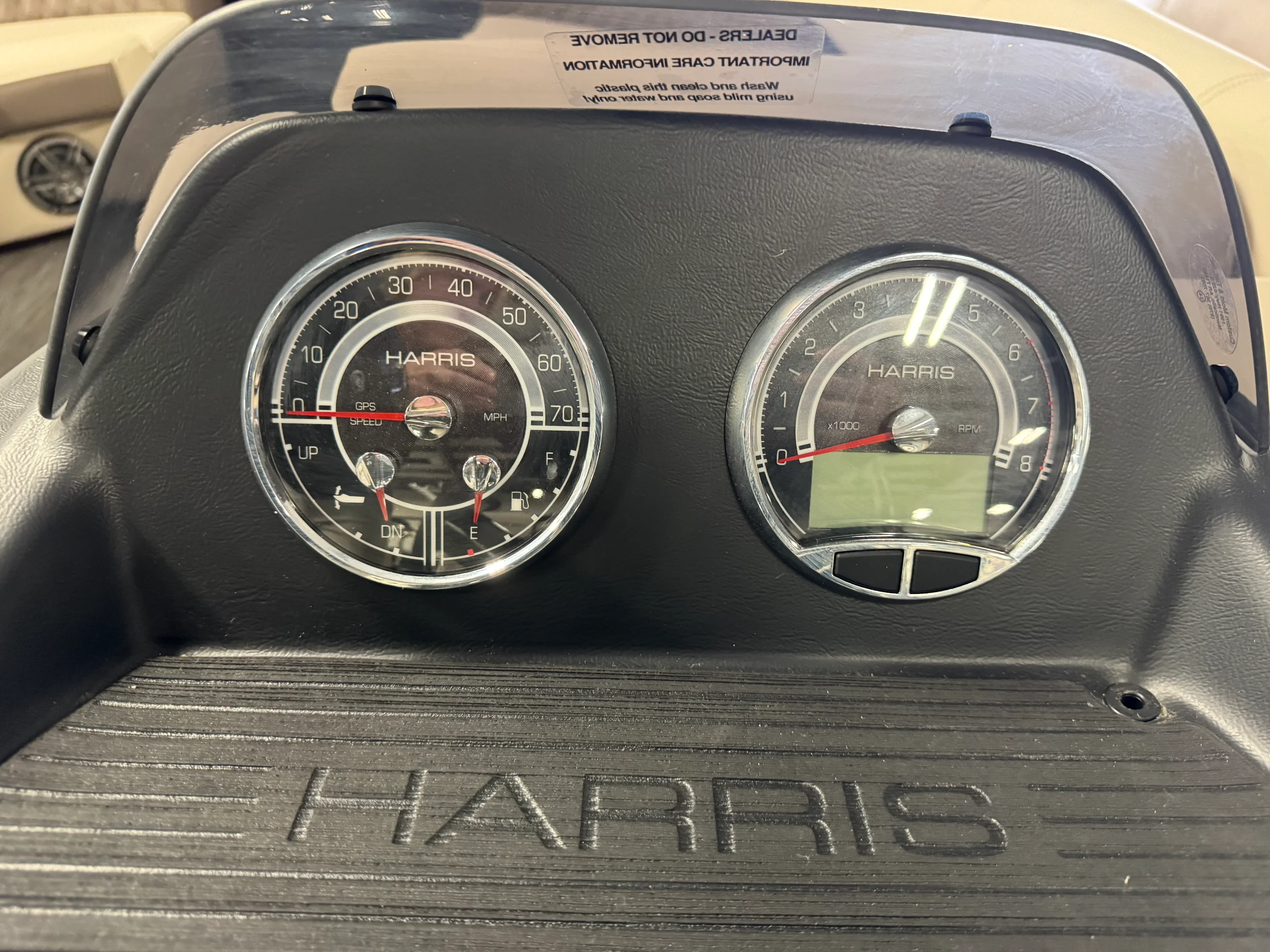 2025 Harris 230 Sunliner Image Thumbnail #12