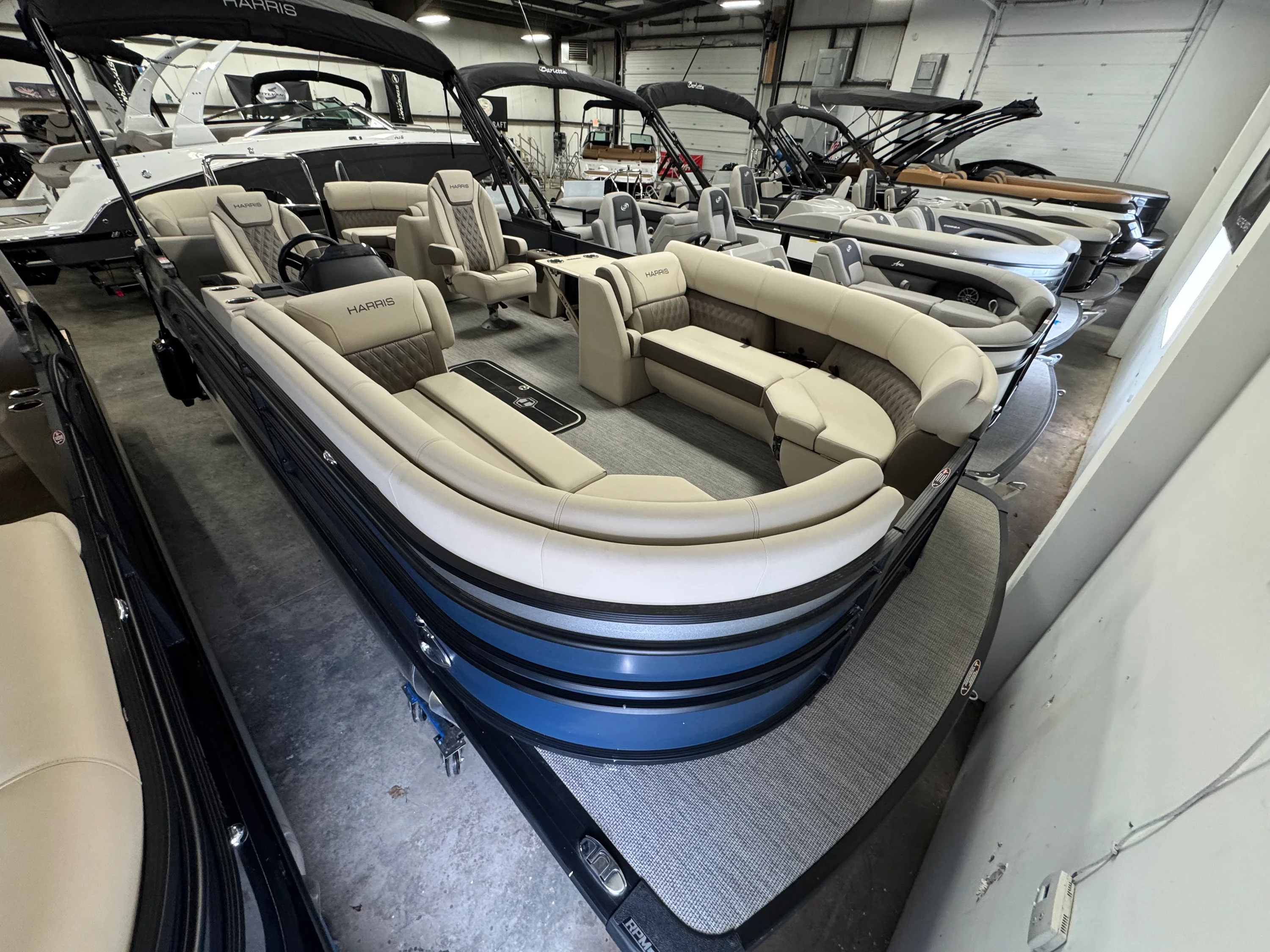 2025 Harris 230 Sunliner Image Thumbnail #3