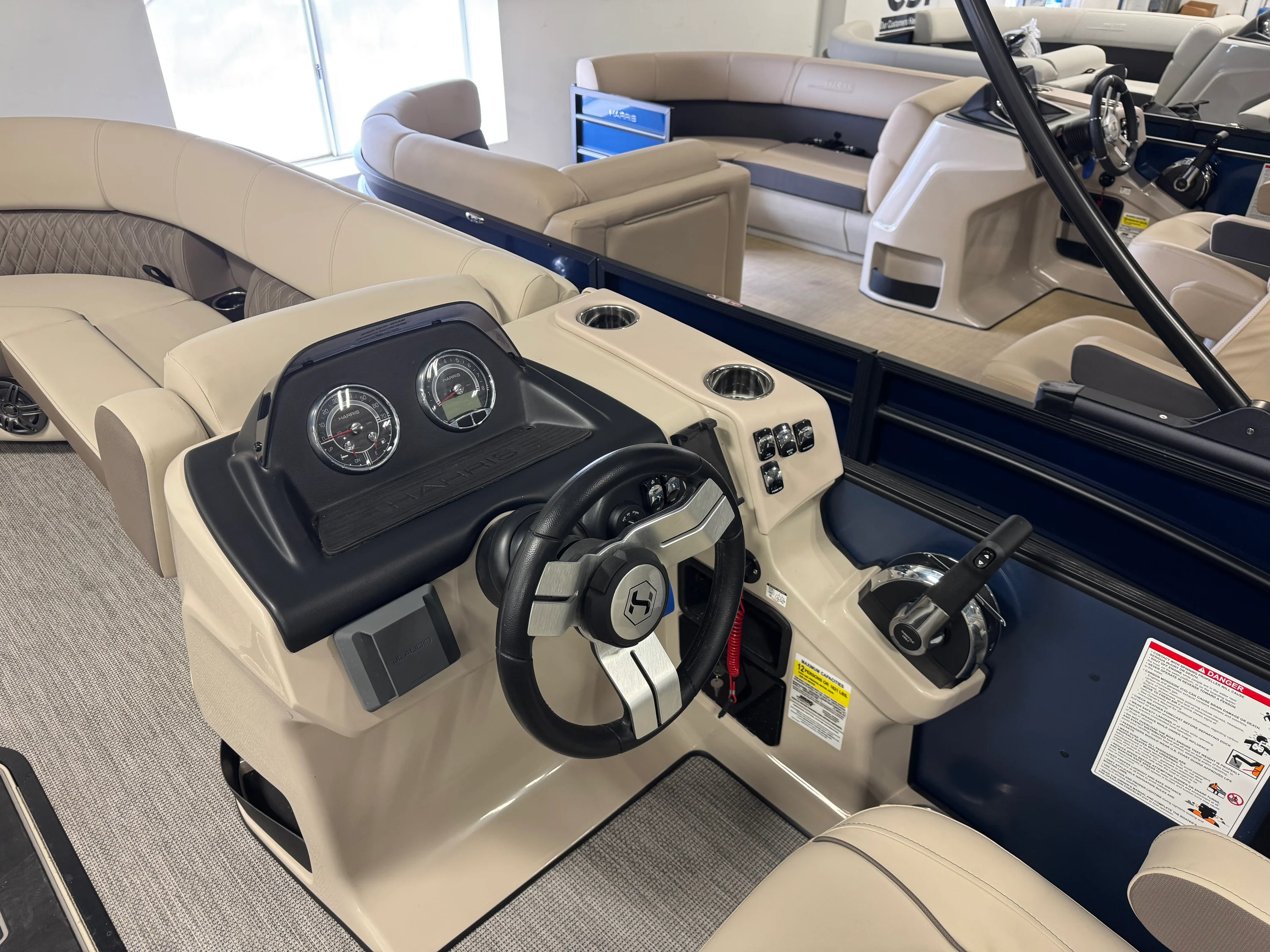 2025 Harris 230 Sunliner Image Thumbnail #13
