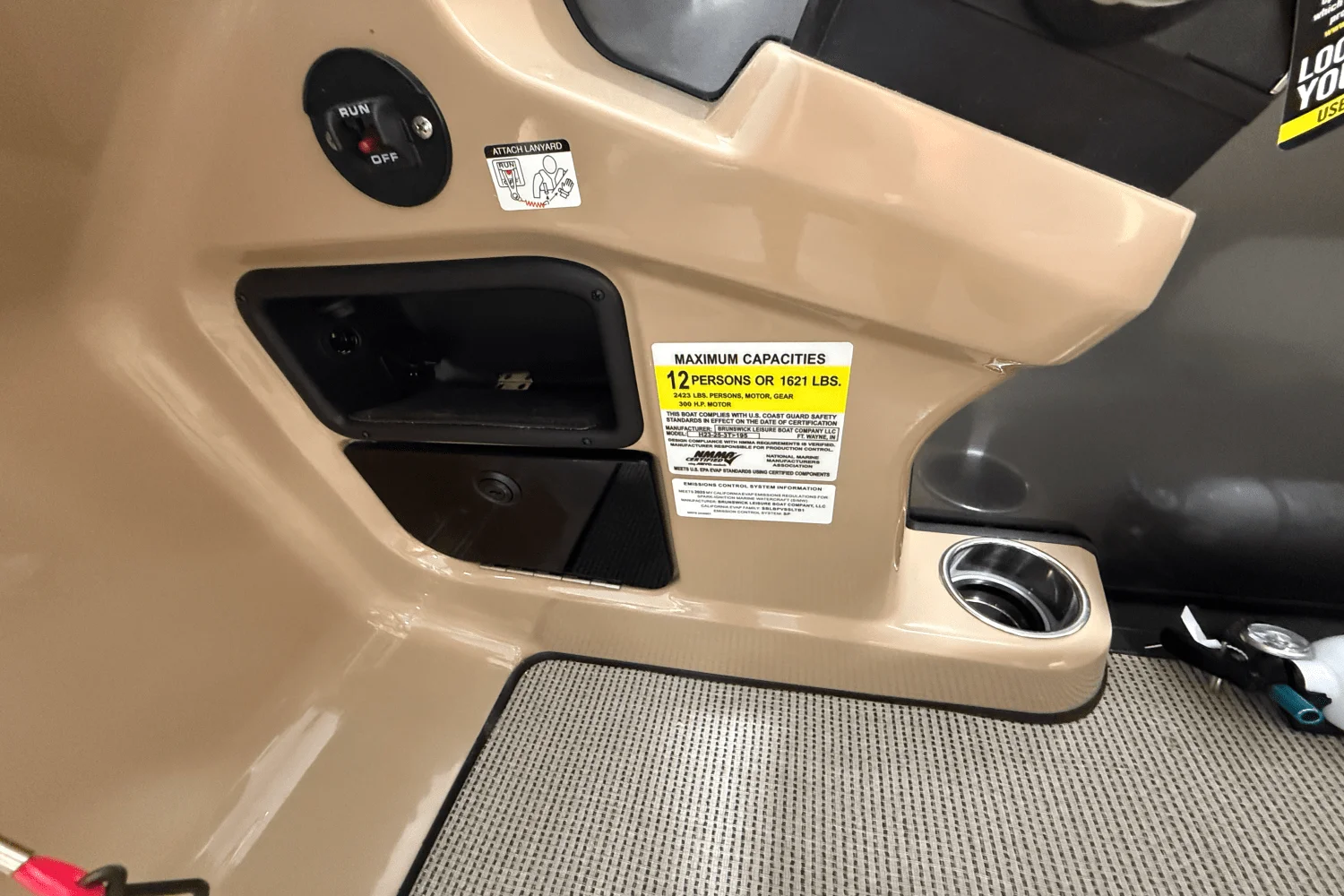 2025 Harris 230 Sunliner Image Thumbnail #15