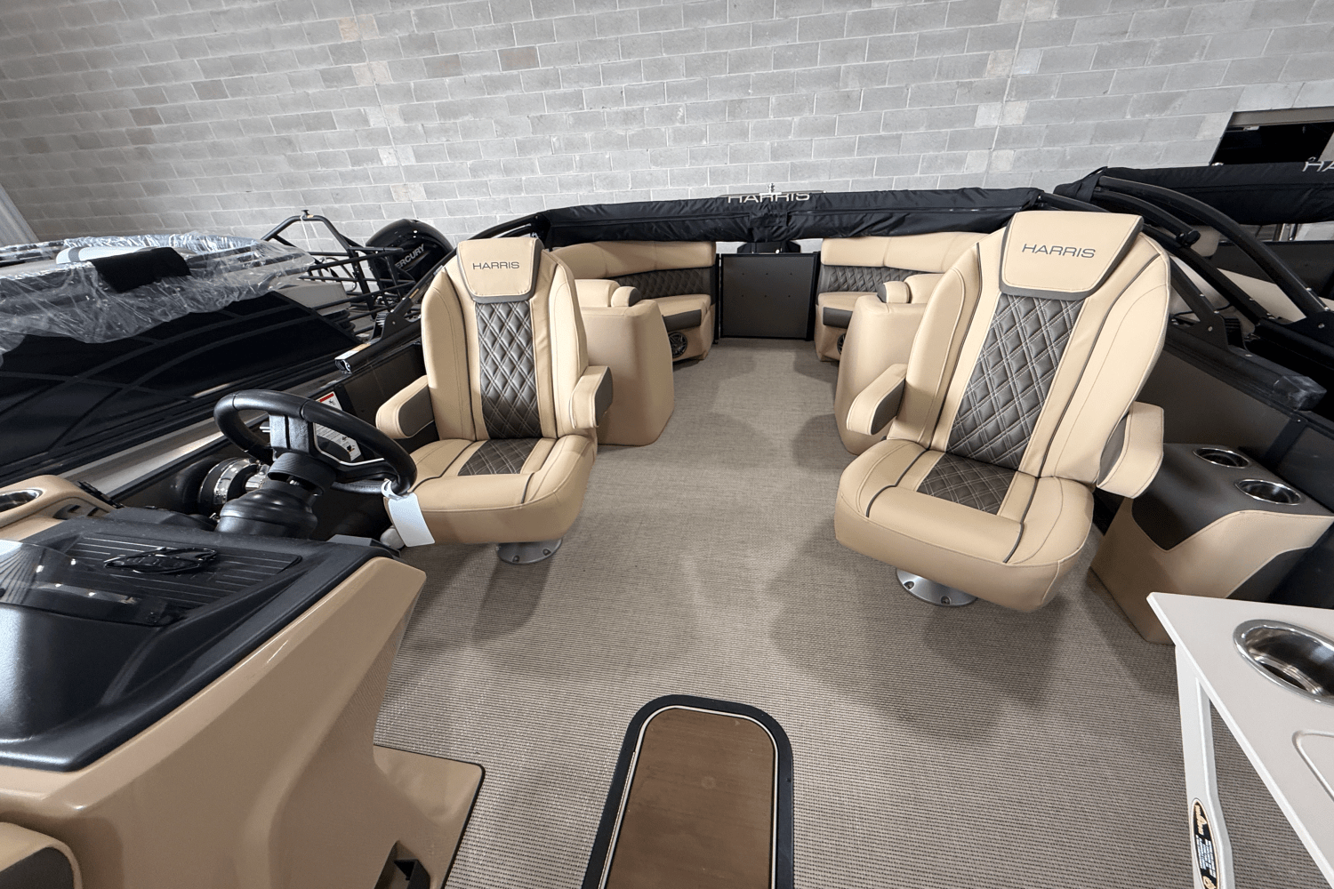 2025 Harris 230 Sunliner Image Thumbnail #10