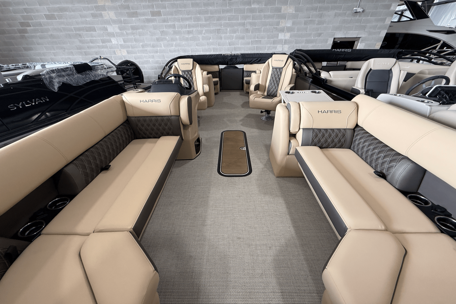 2025 Harris 230 Sunliner Image Thumbnail #2