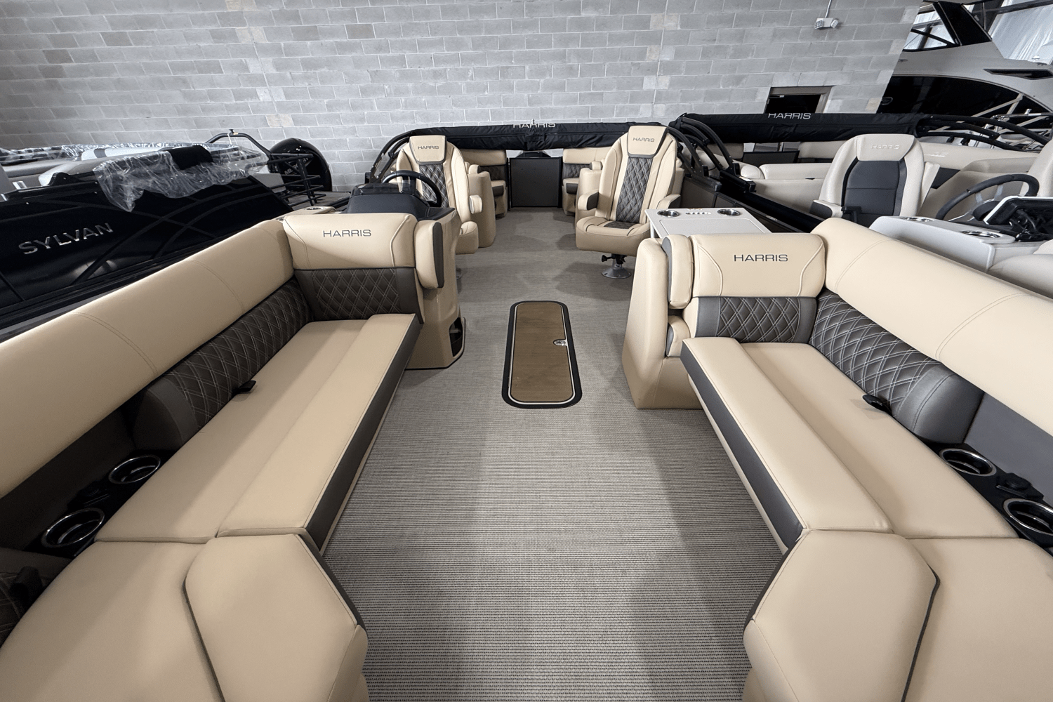 2025 Harris 230 Sunliner Image Thumbnail #2