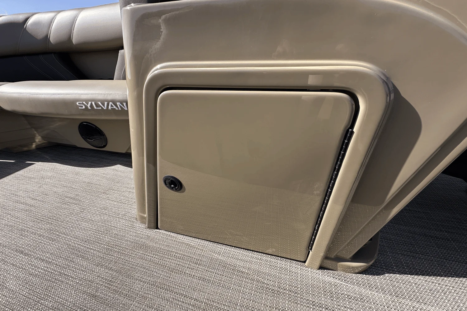 2025 Sylvan MIRAGE 822 Image Thumbnail #20