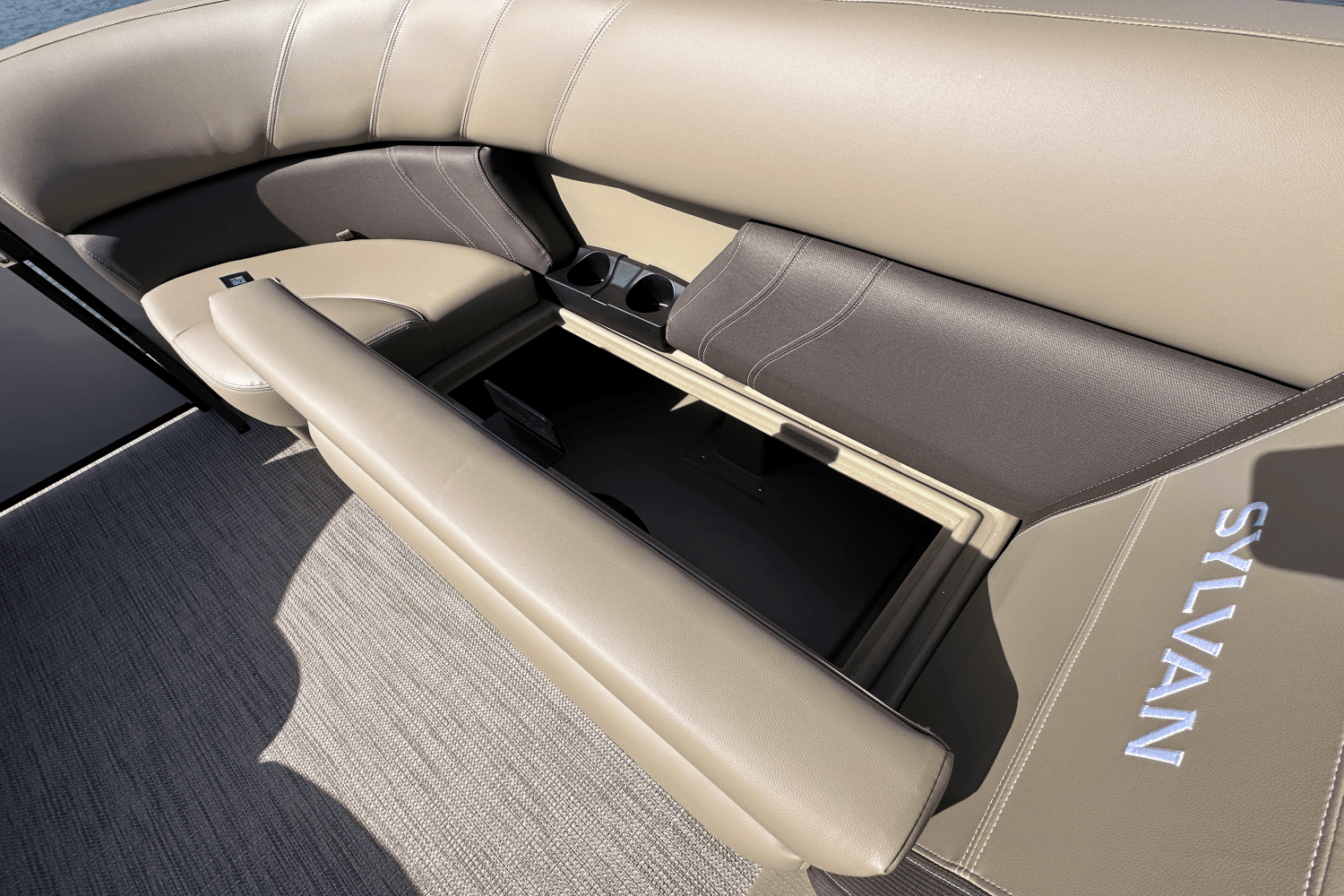 2025 Sylvan MIRAGE 822 Image Thumbnail #16