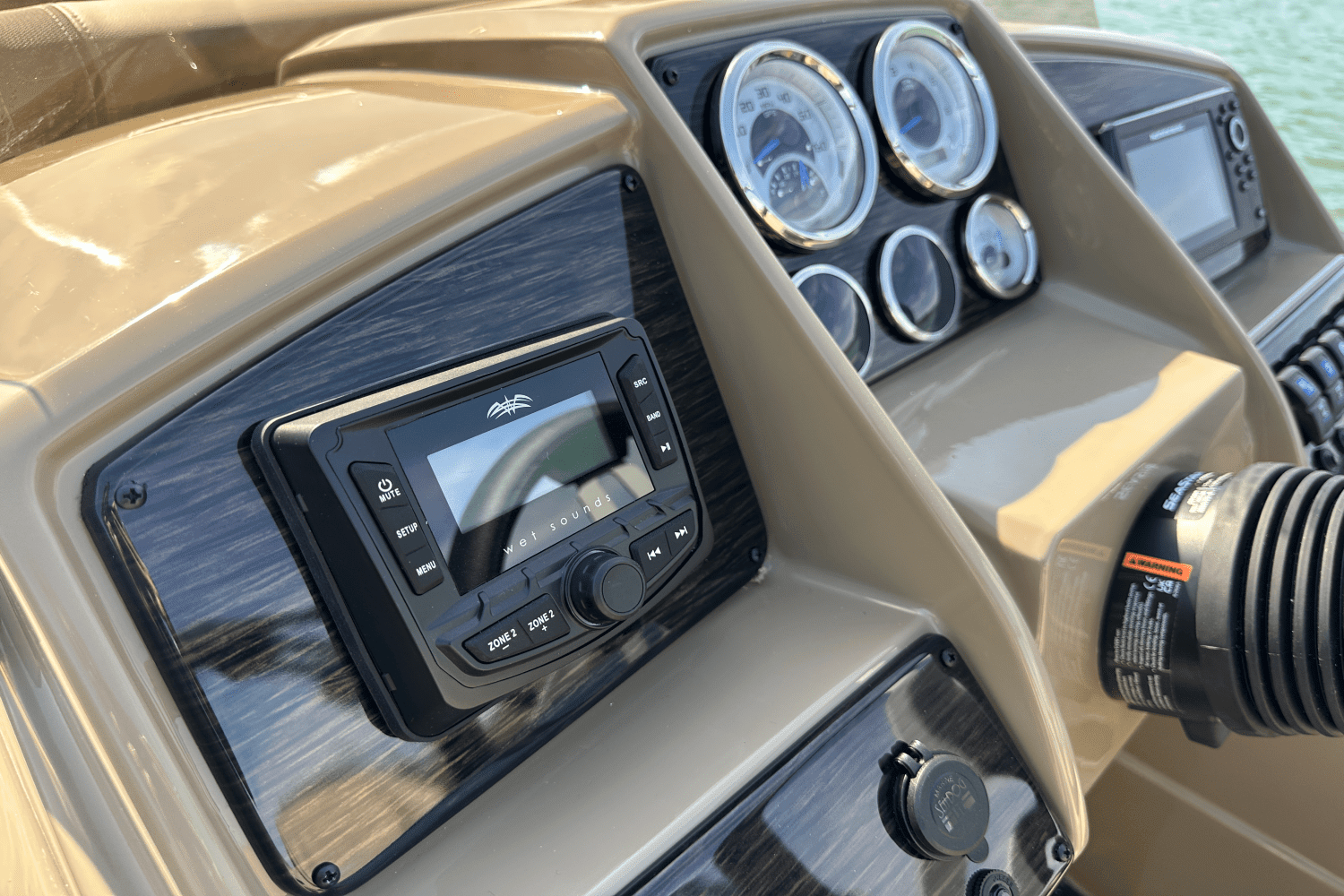 2025 Sylvan MIRAGE 822 Image Thumbnail #24