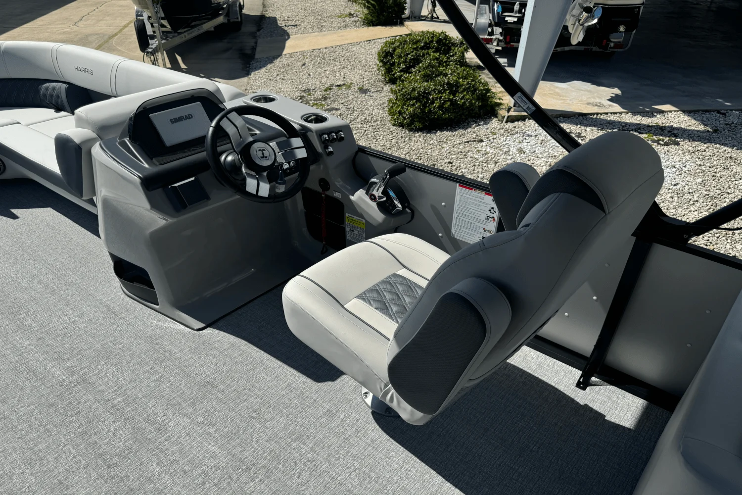 2025 Harris 230 Sunliner Image Thumbnail #6