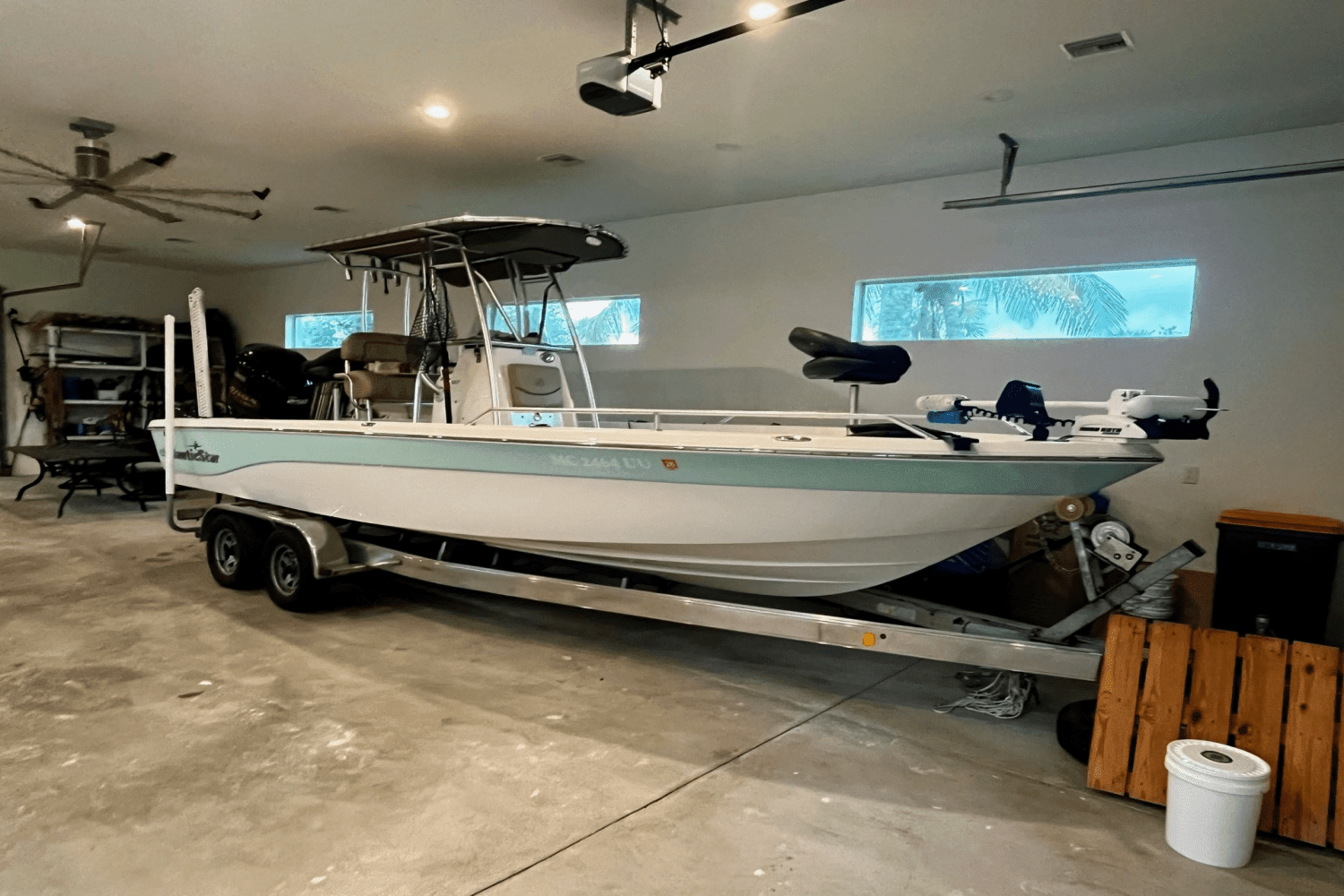 2019 NauticStar 2400 SPORT Image Thumbnail #1