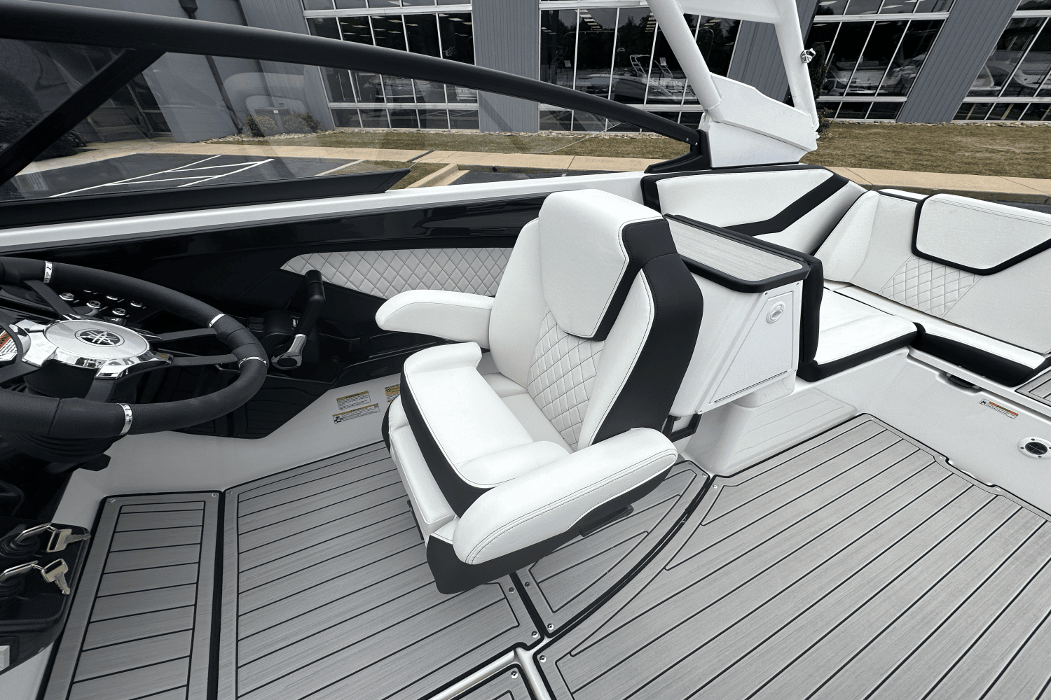 2025 Yamaha 252S Image Thumbnail #12