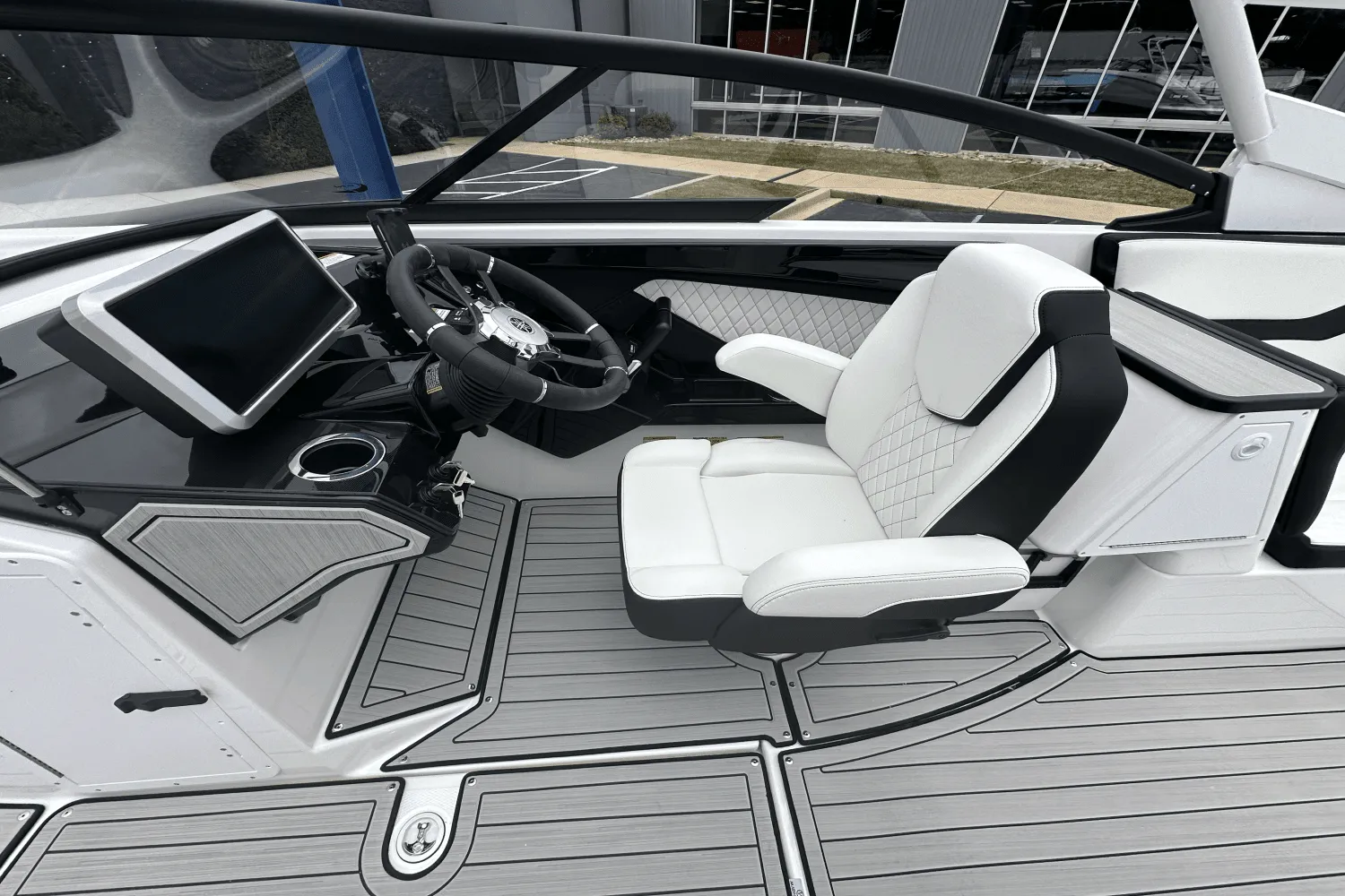 2025 Yamaha 252S Image Thumbnail #11