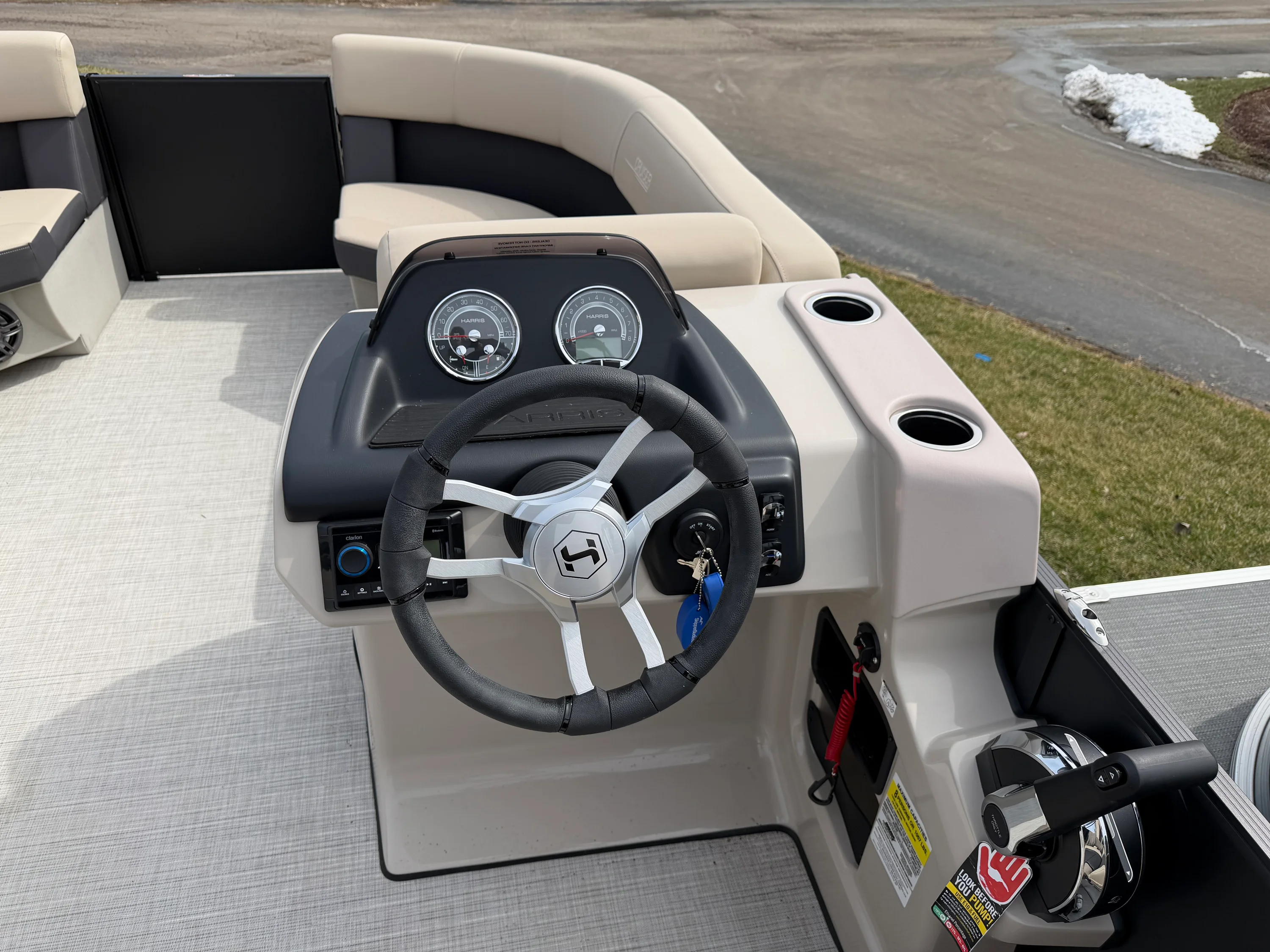 2025 Harris Cruiser 190 Image Thumbnail #6