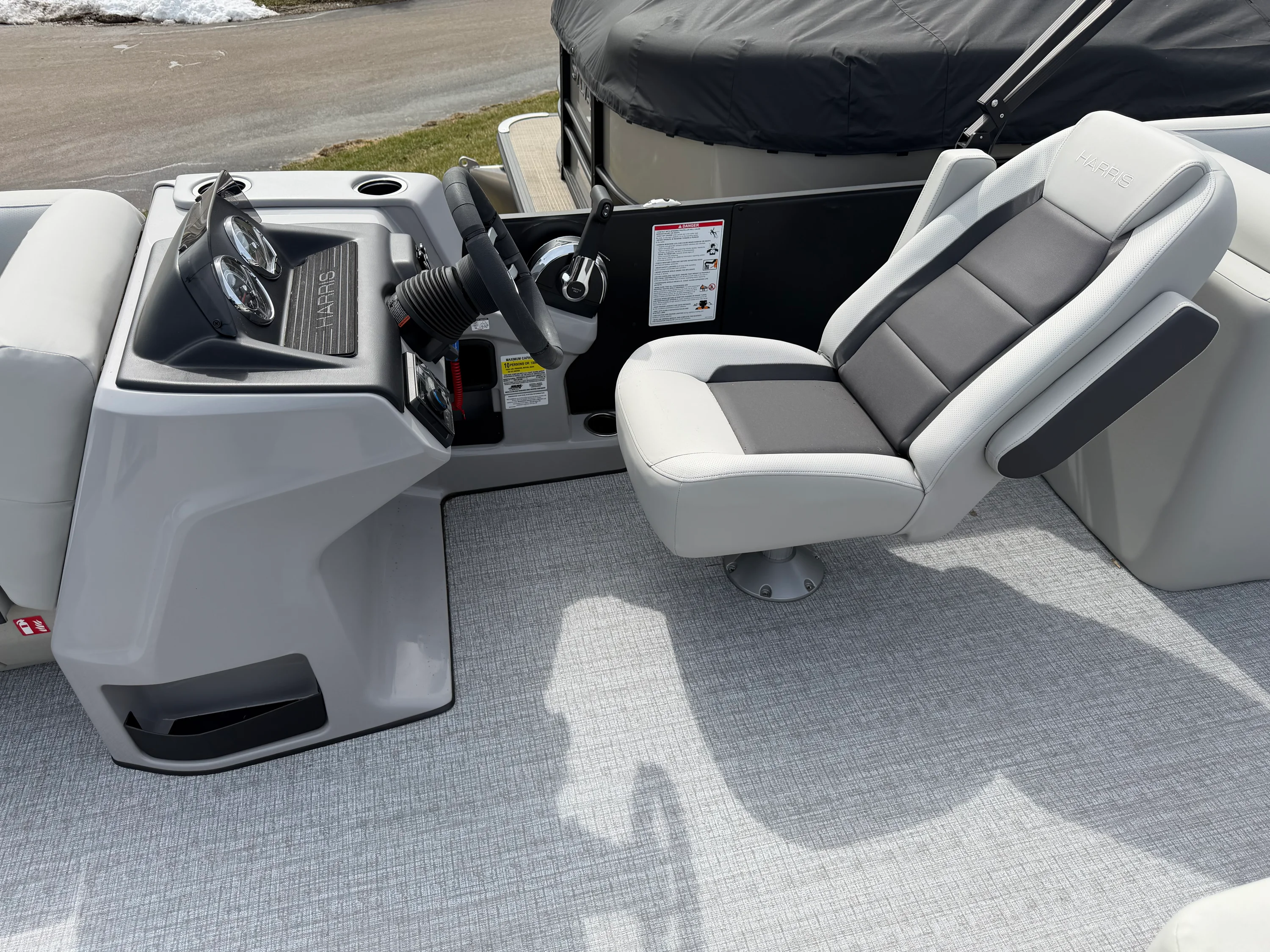 2025 Harris 210 Cruiser Image Thumbnail #6