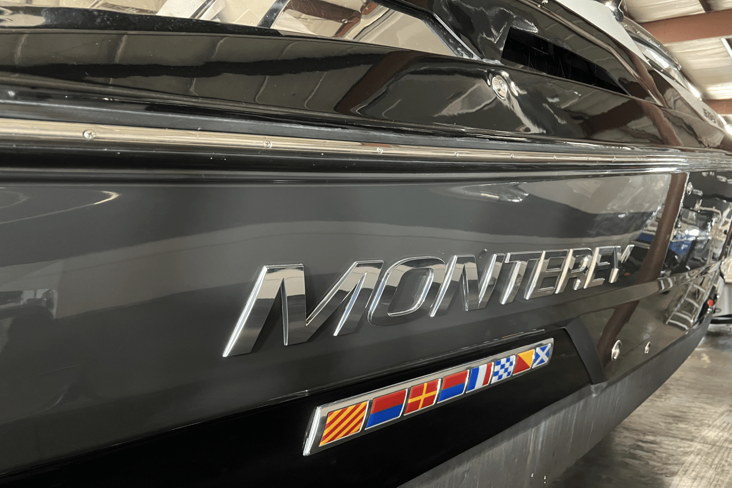 2019 Monterey 328SS Image Thumbnail #1