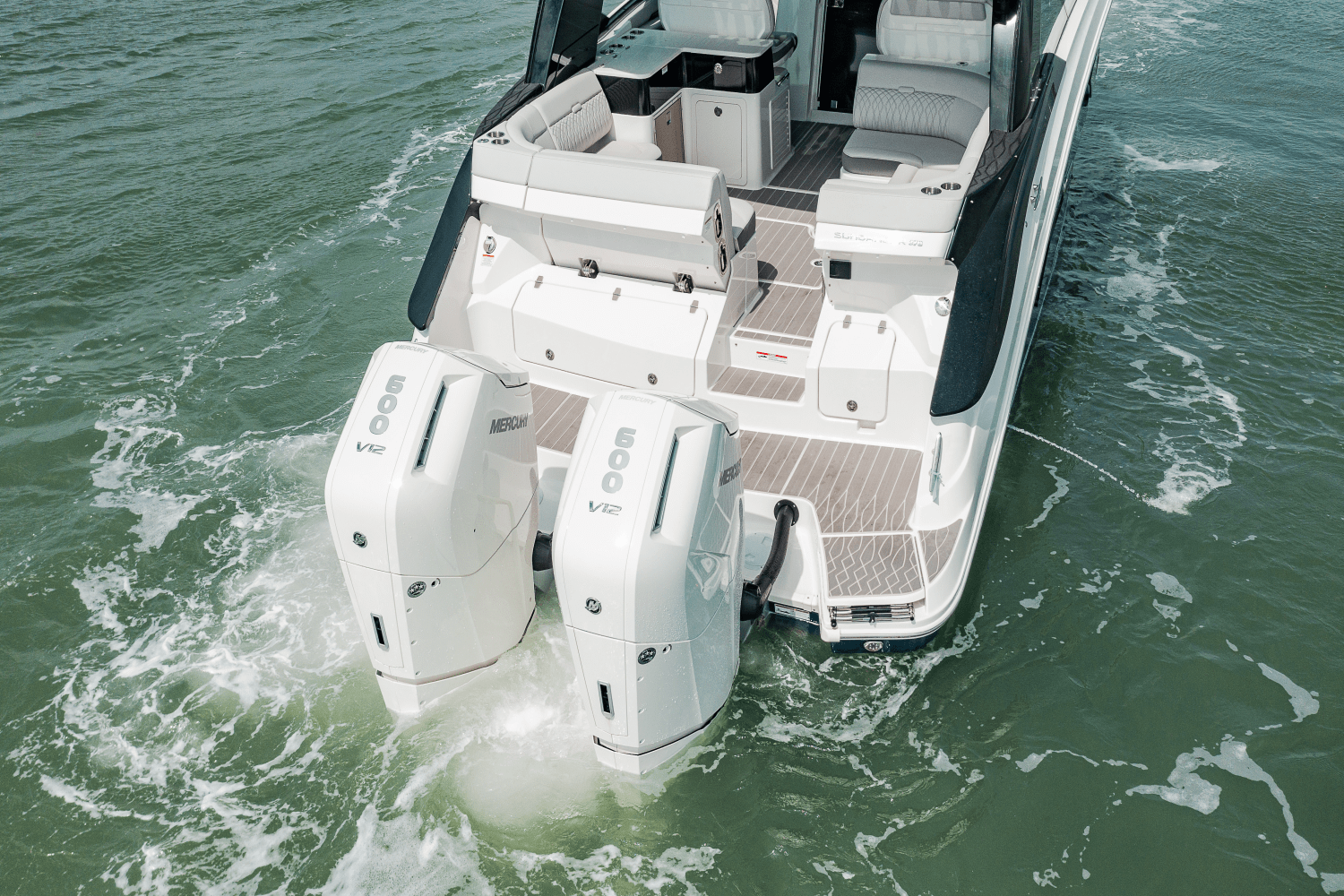 2025 Sea Ray Sundancer 370 Outboard Image Thumbnail #46