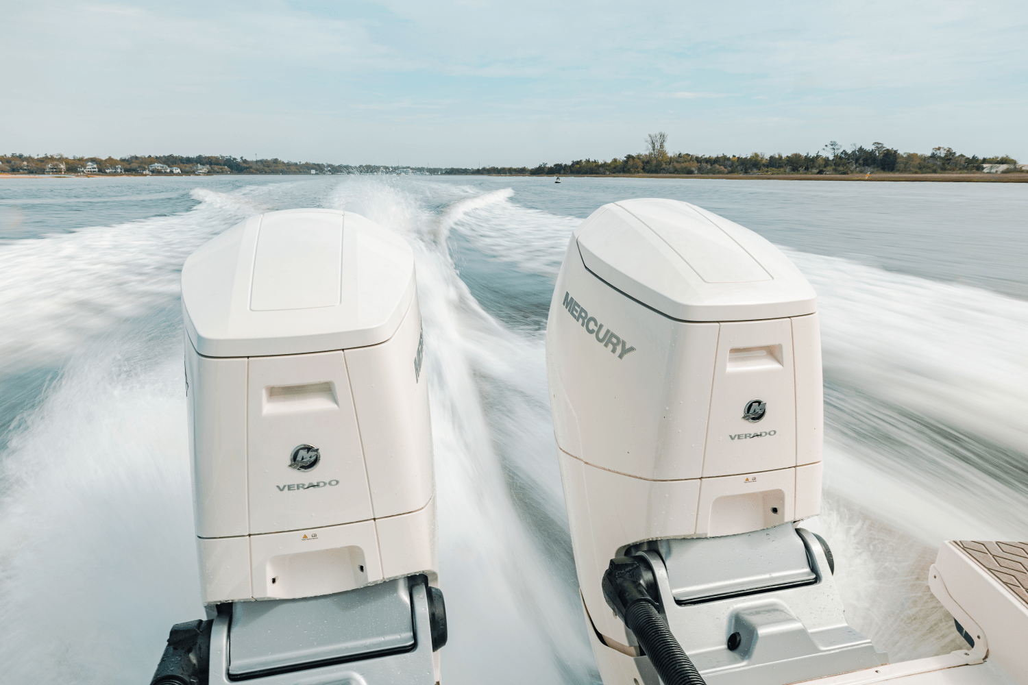 2025 Sea Ray Sundancer 370 Outboard Image Thumbnail #23
