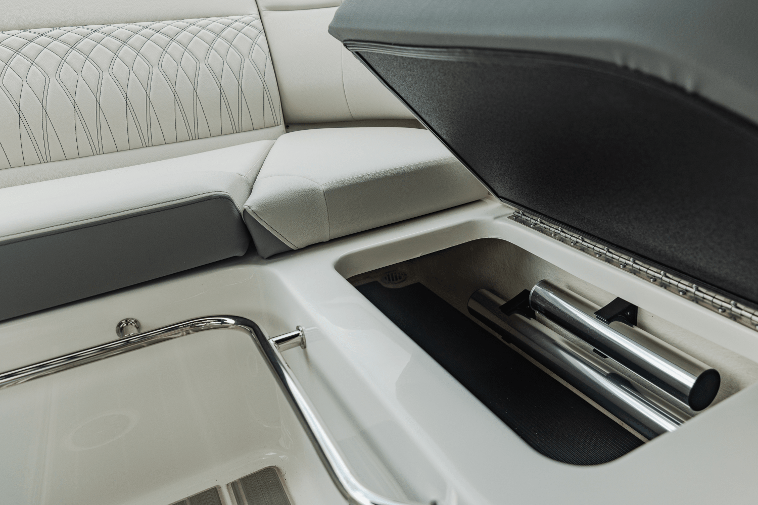 2025 Sea Ray Sundancer 370 Outboard Image Thumbnail #36