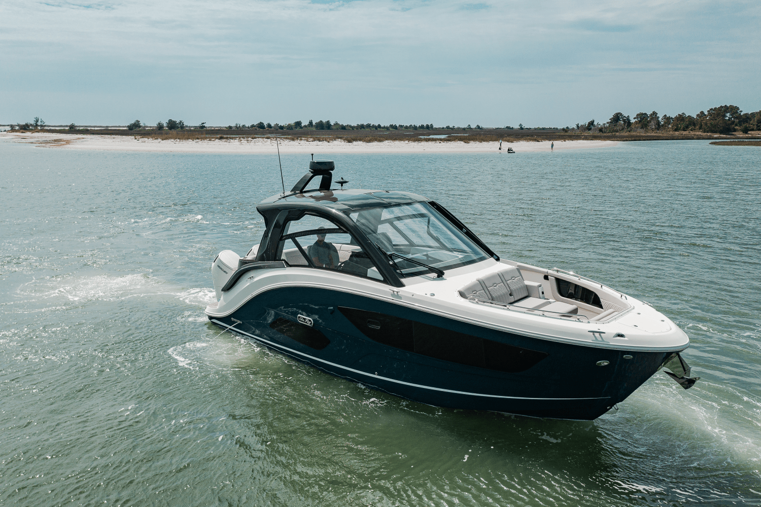 2025 Sea Ray Sundancer 370 Outboard Image Thumbnail #49
