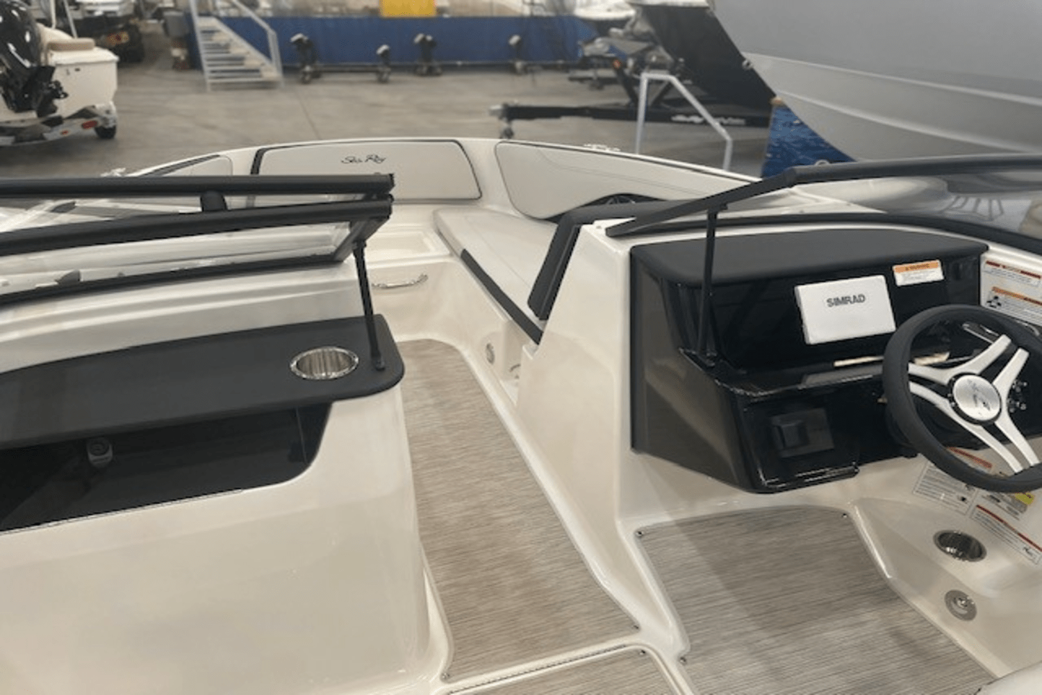 2025 Sea Ray SPX 190 Image Thumbnail #26