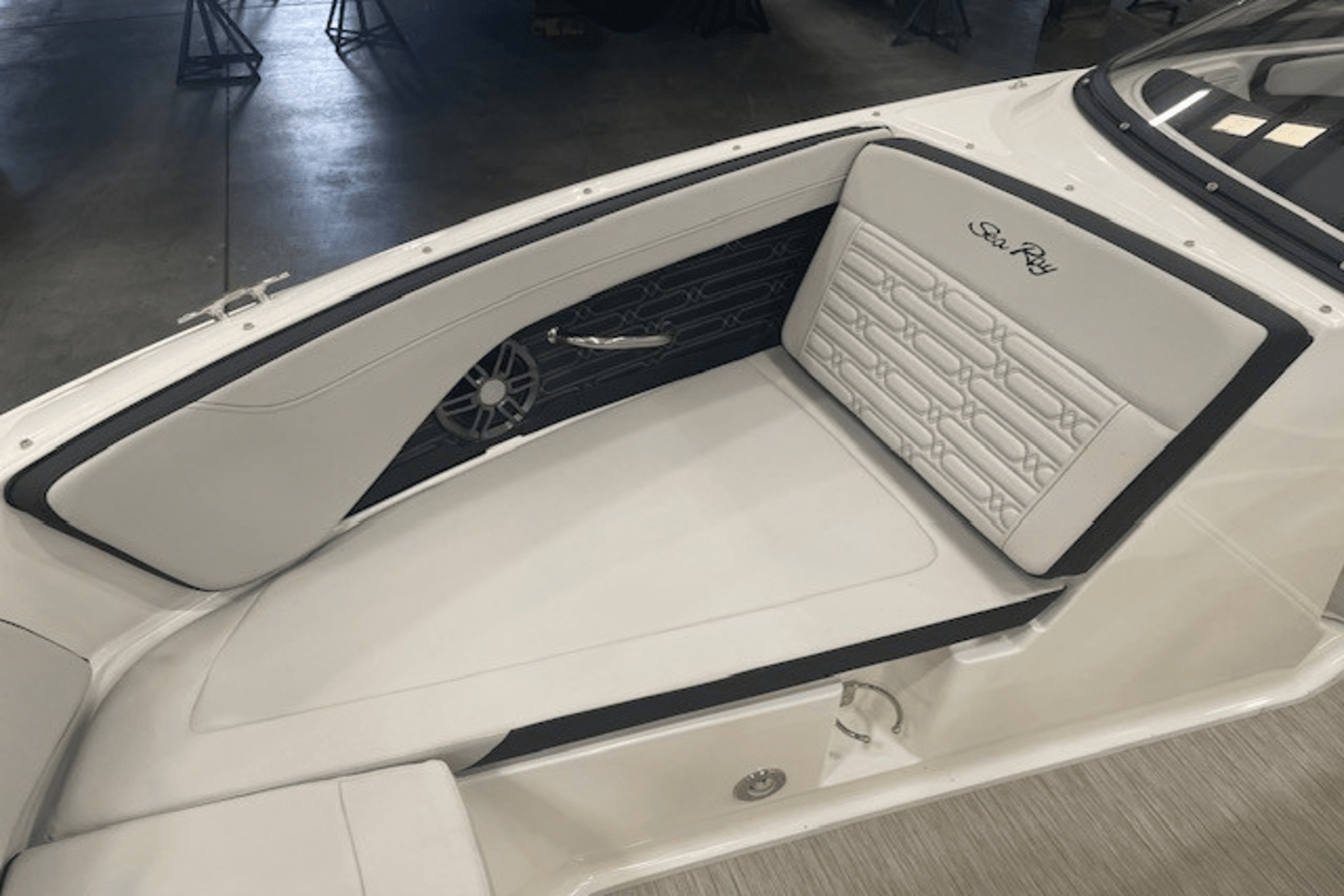 2025 Sea Ray SPX 190 Image Thumbnail #33