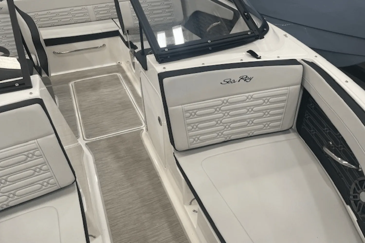 2025 Sea Ray SPX 190 Image Thumbnail #31
